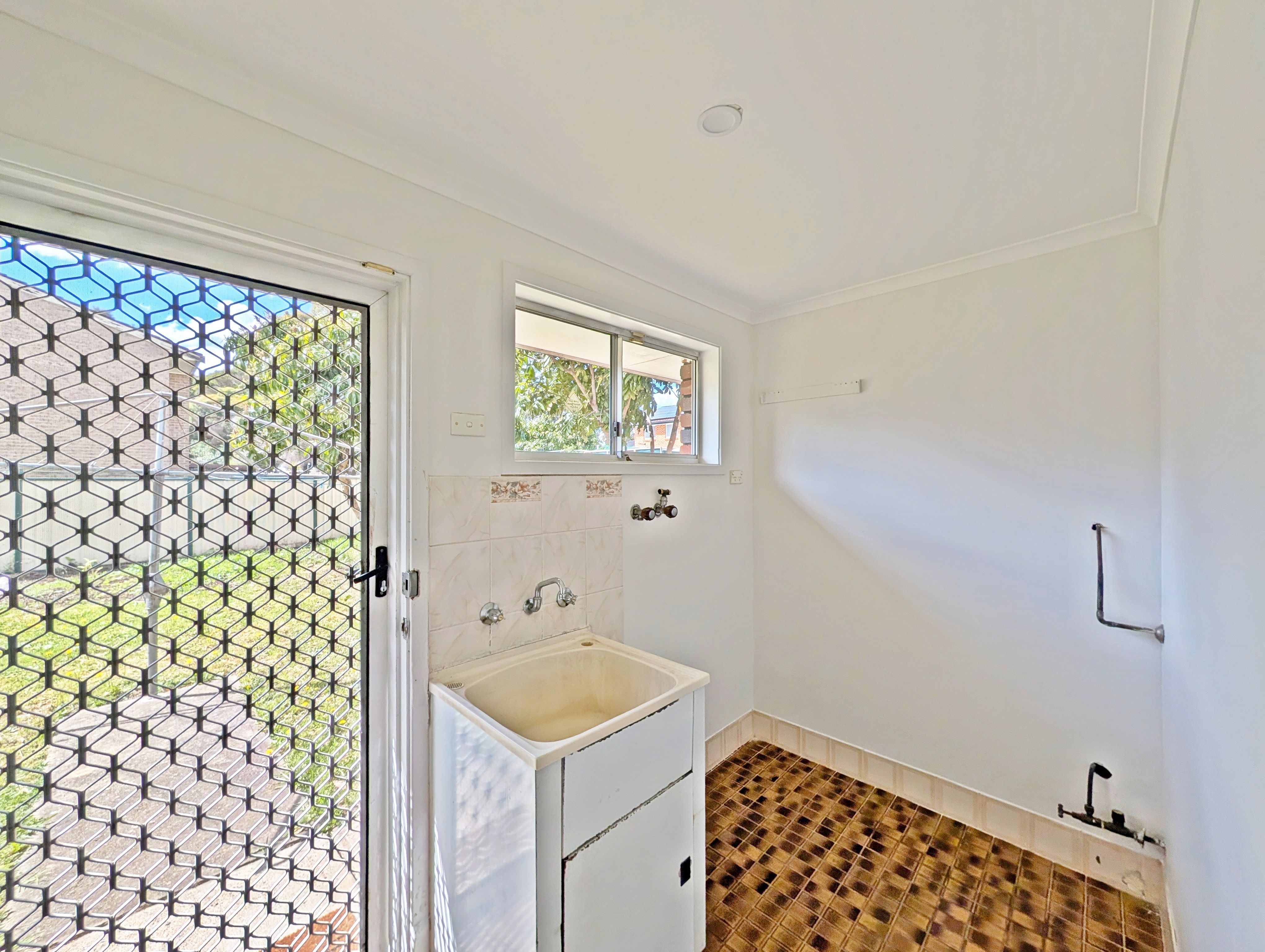 16 Ivanhoe Street — photo 27 of 30