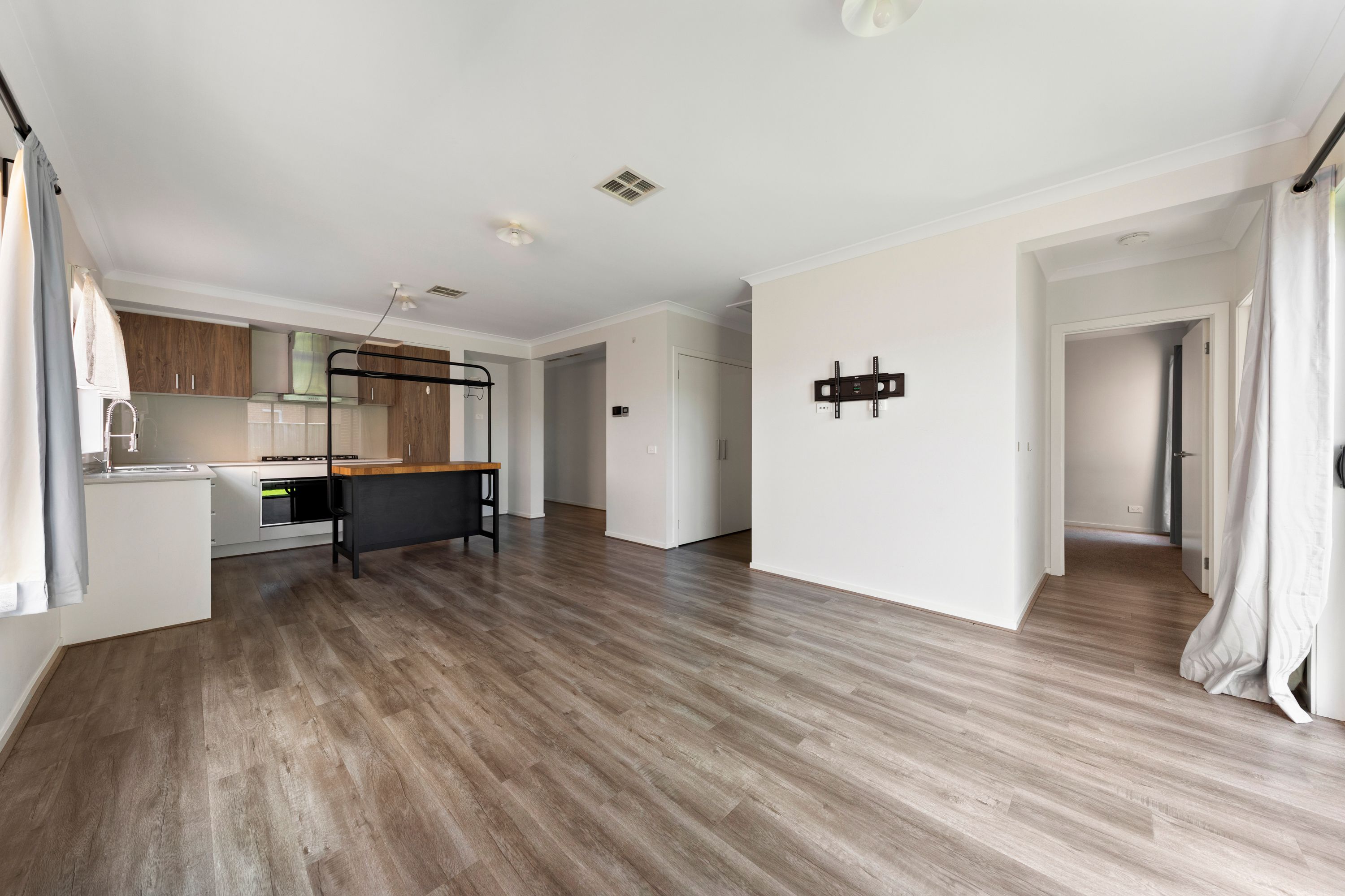 3 Yolen Street — photo 7 of 19