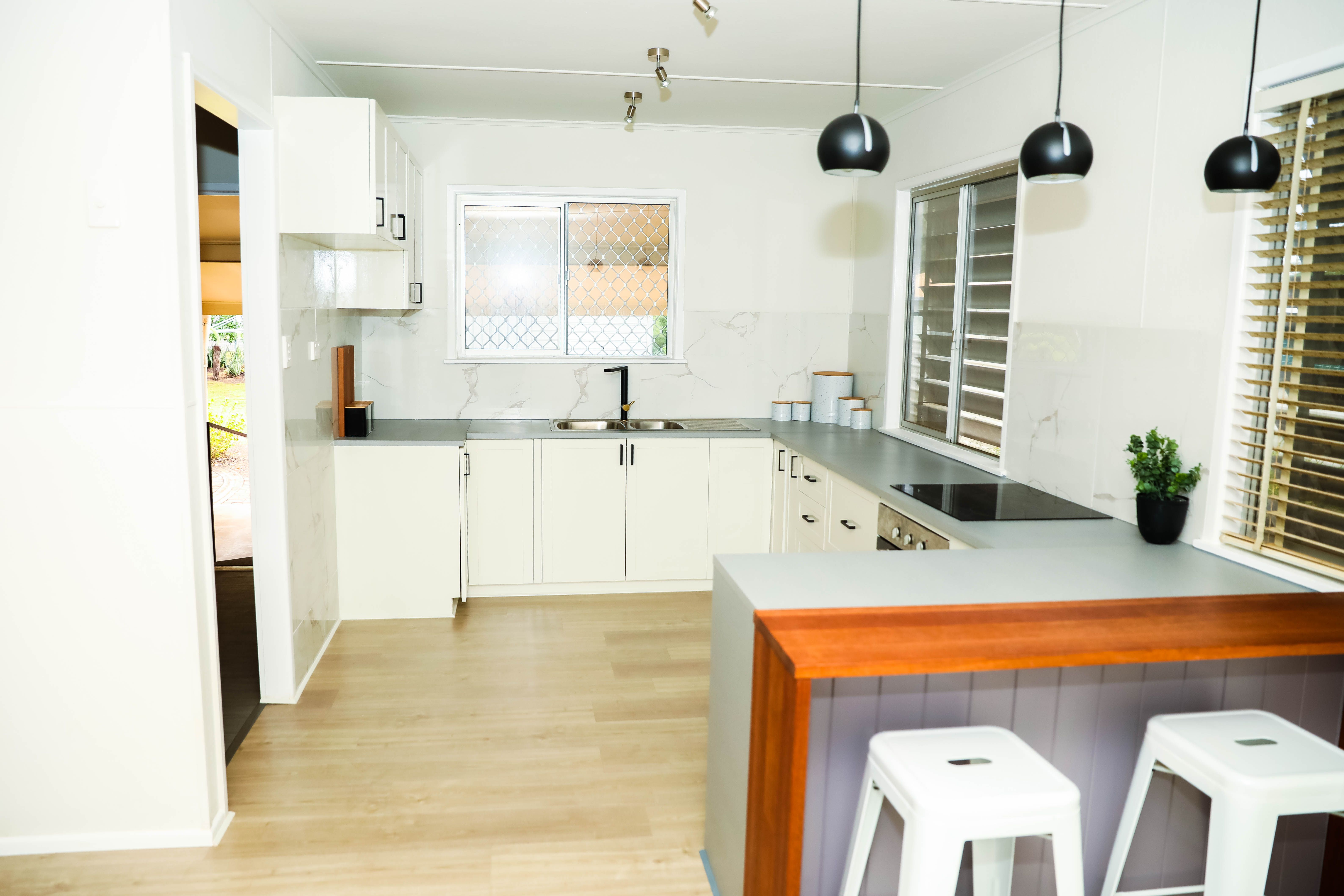 10 Adcock Street, Dalby QLD 4405