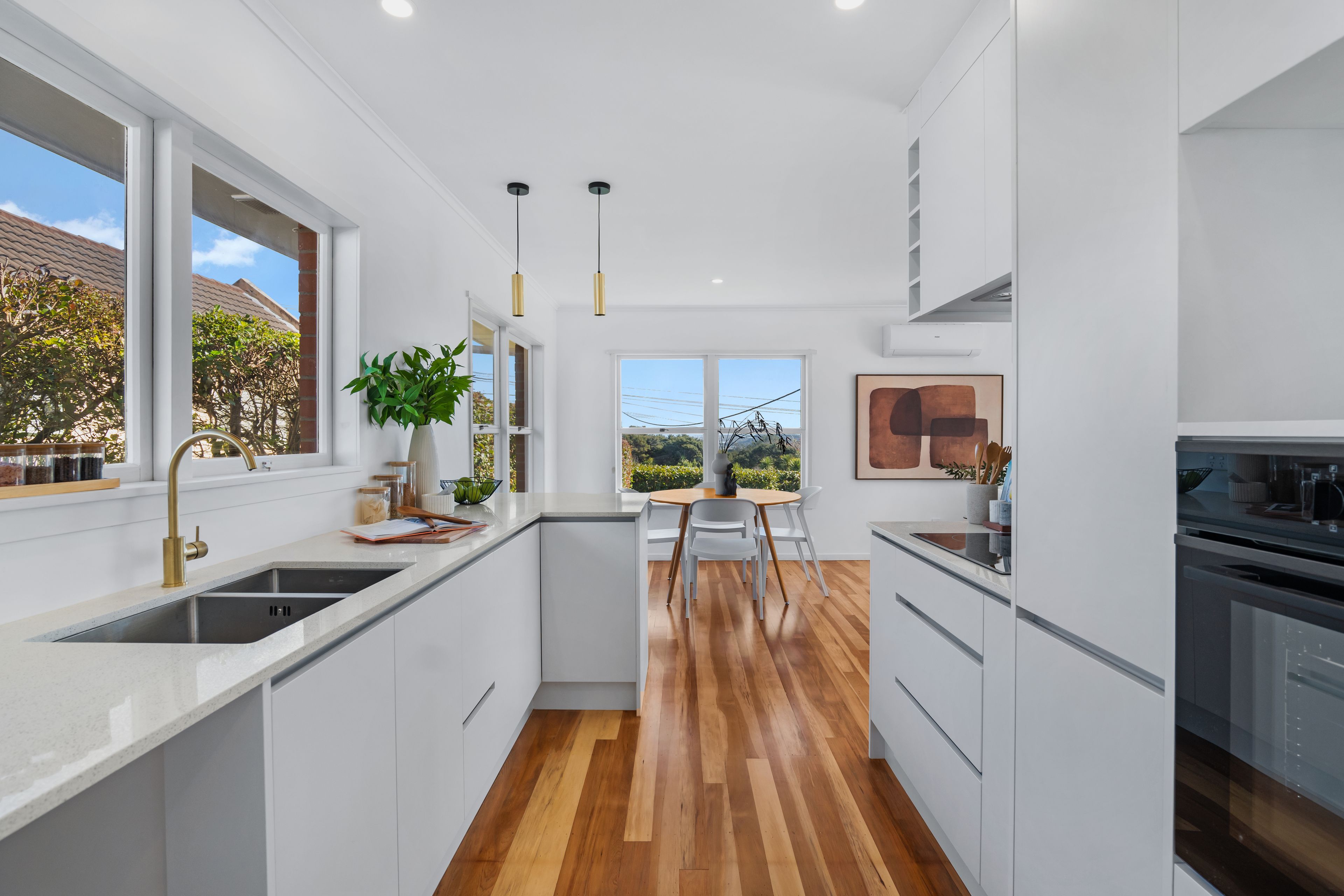 1/229 Glenfield Road, Hillcrest, North Shore City