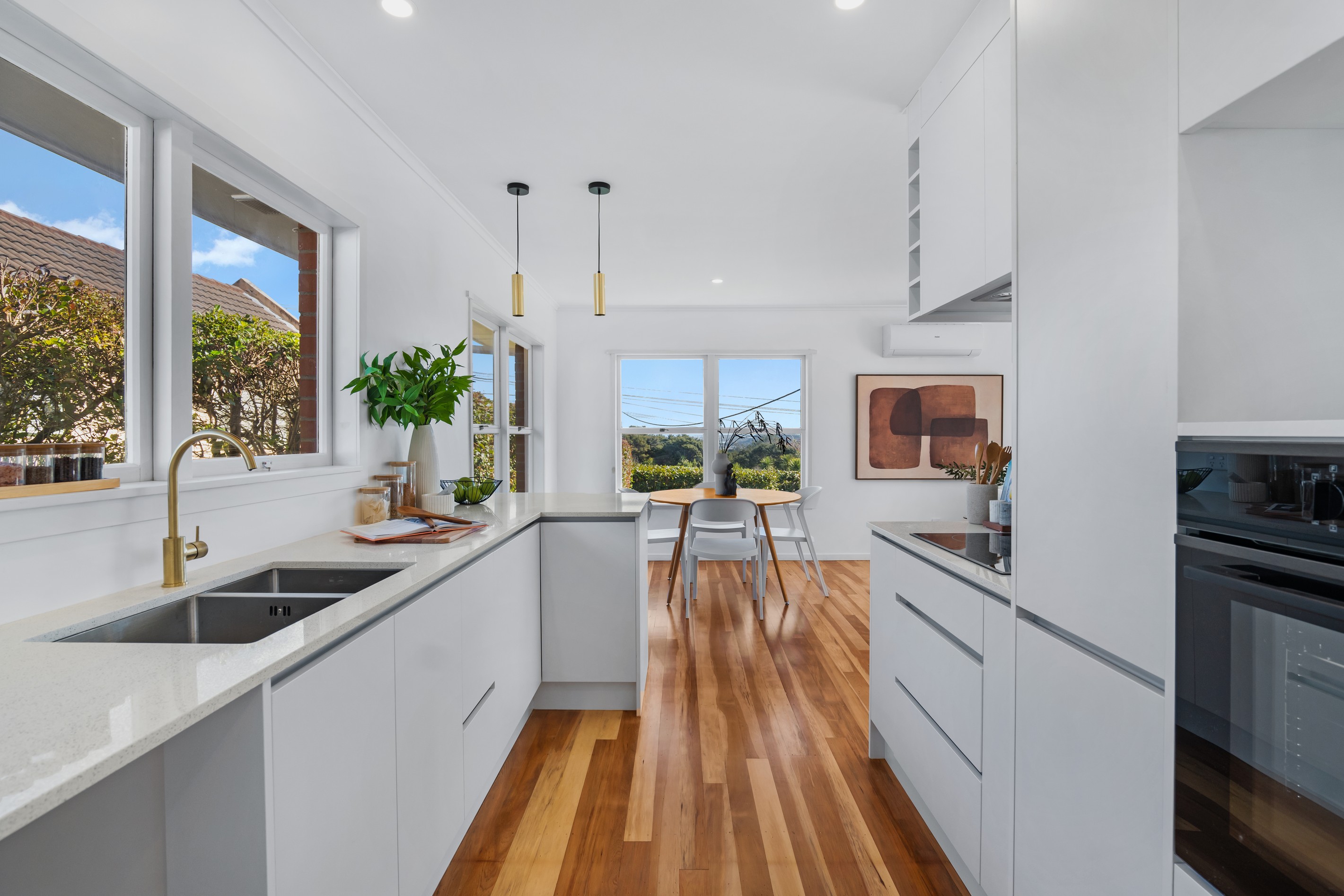 1/229 Glenfield Road, Hillcrest, North Shore City