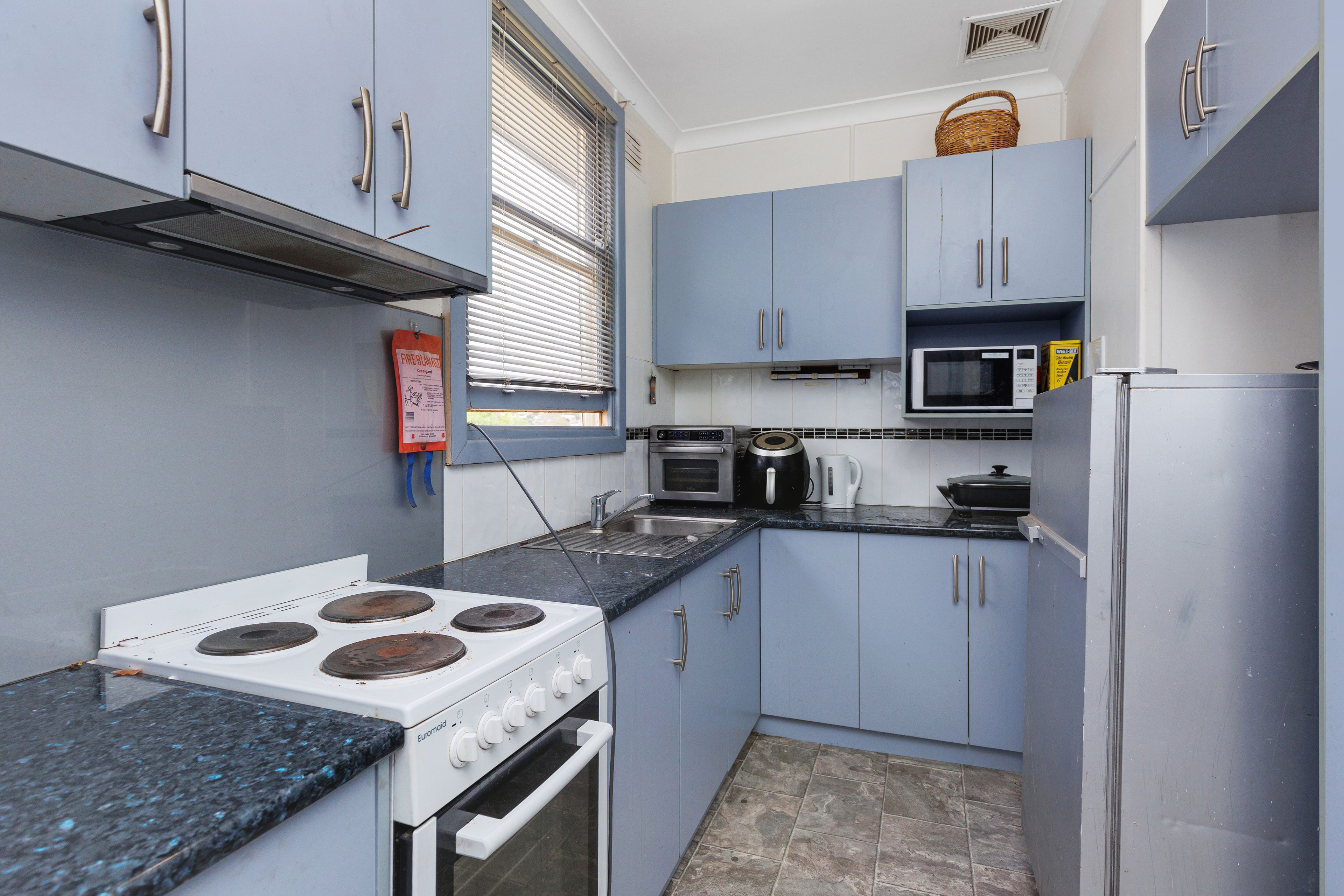 23 Anzac Avenue, Junee, NSW 2663