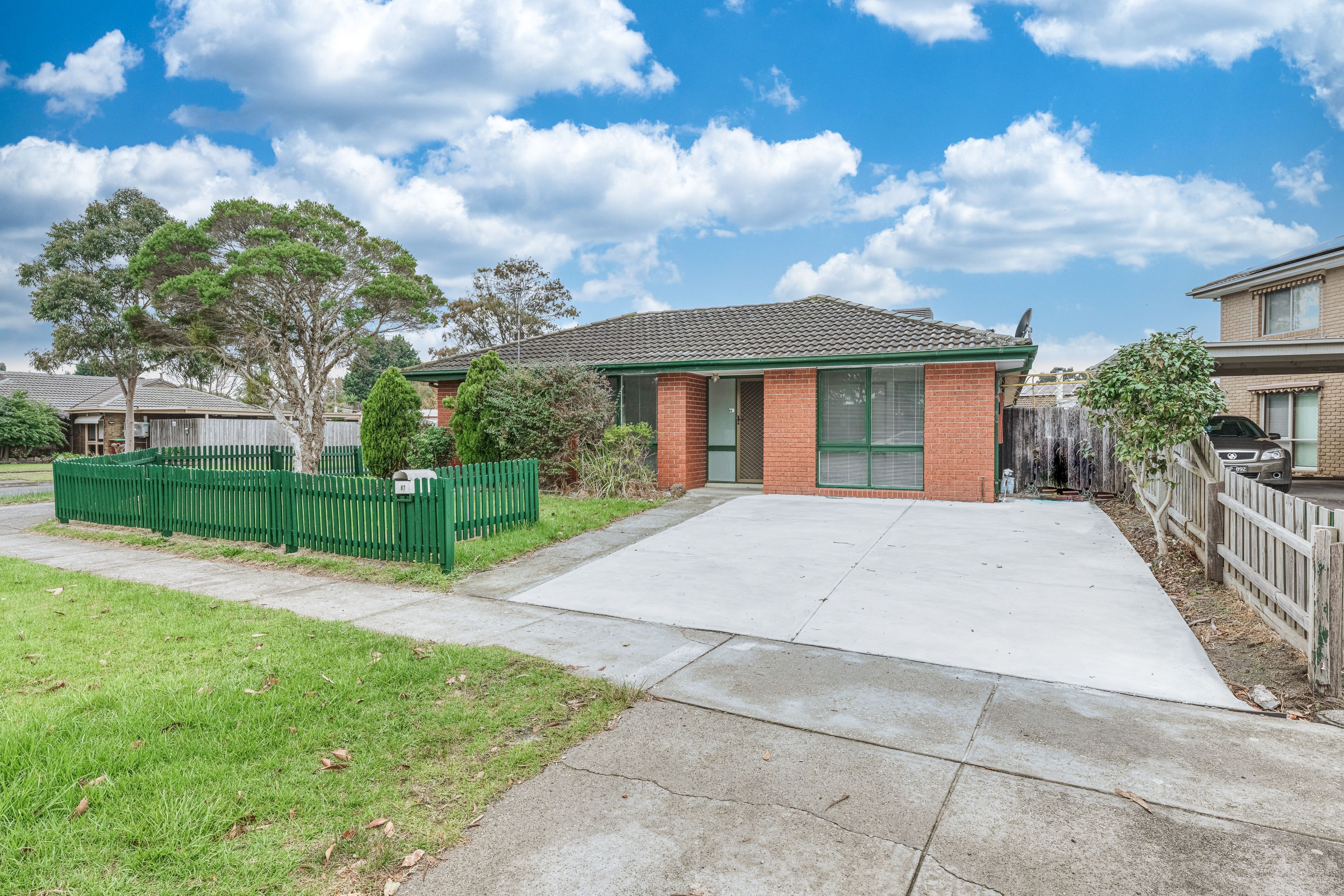87 Endeavour Drive, Cranbourne North, VIC 3977
