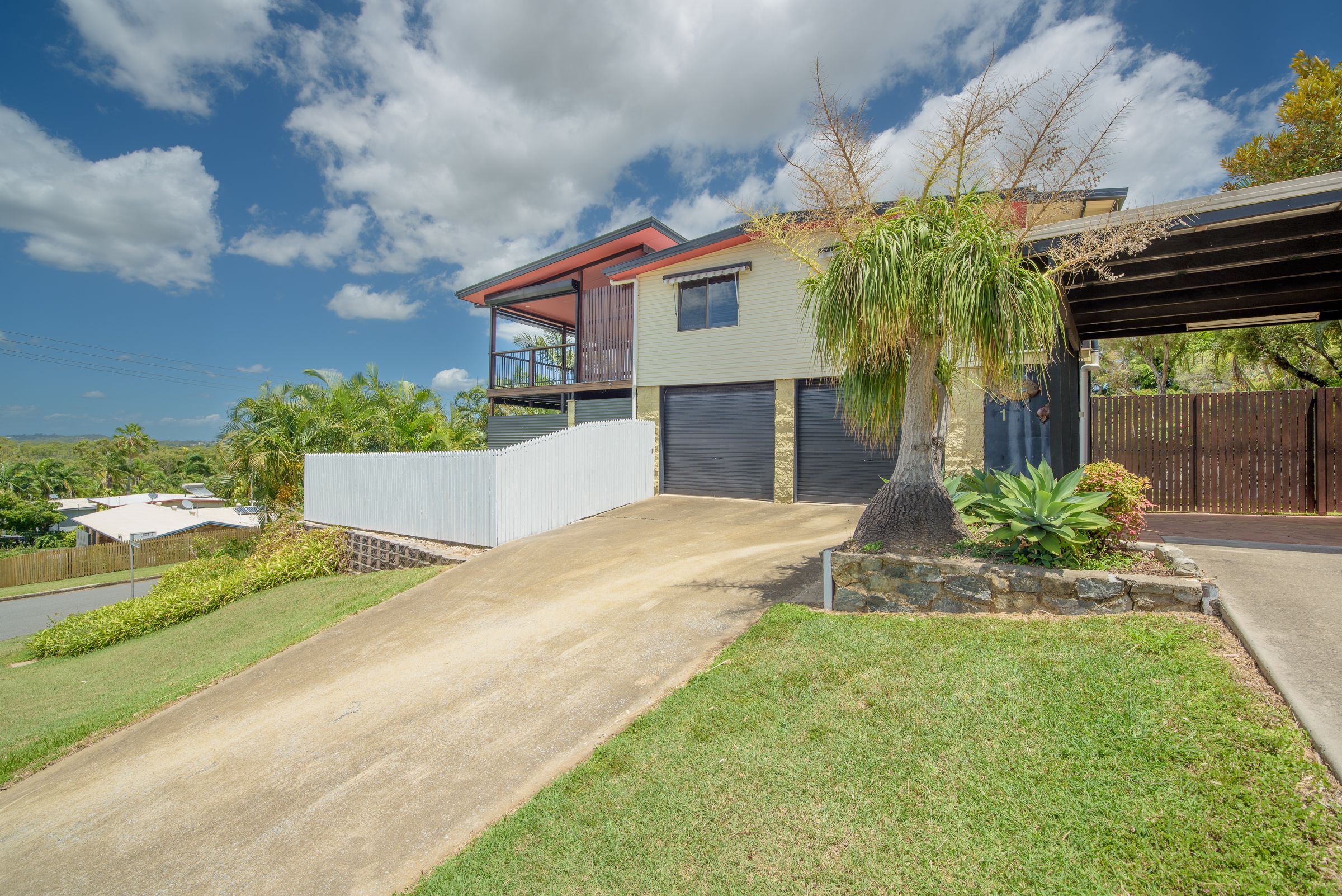 1 Cook Street, West Gladstone, QLD 4680