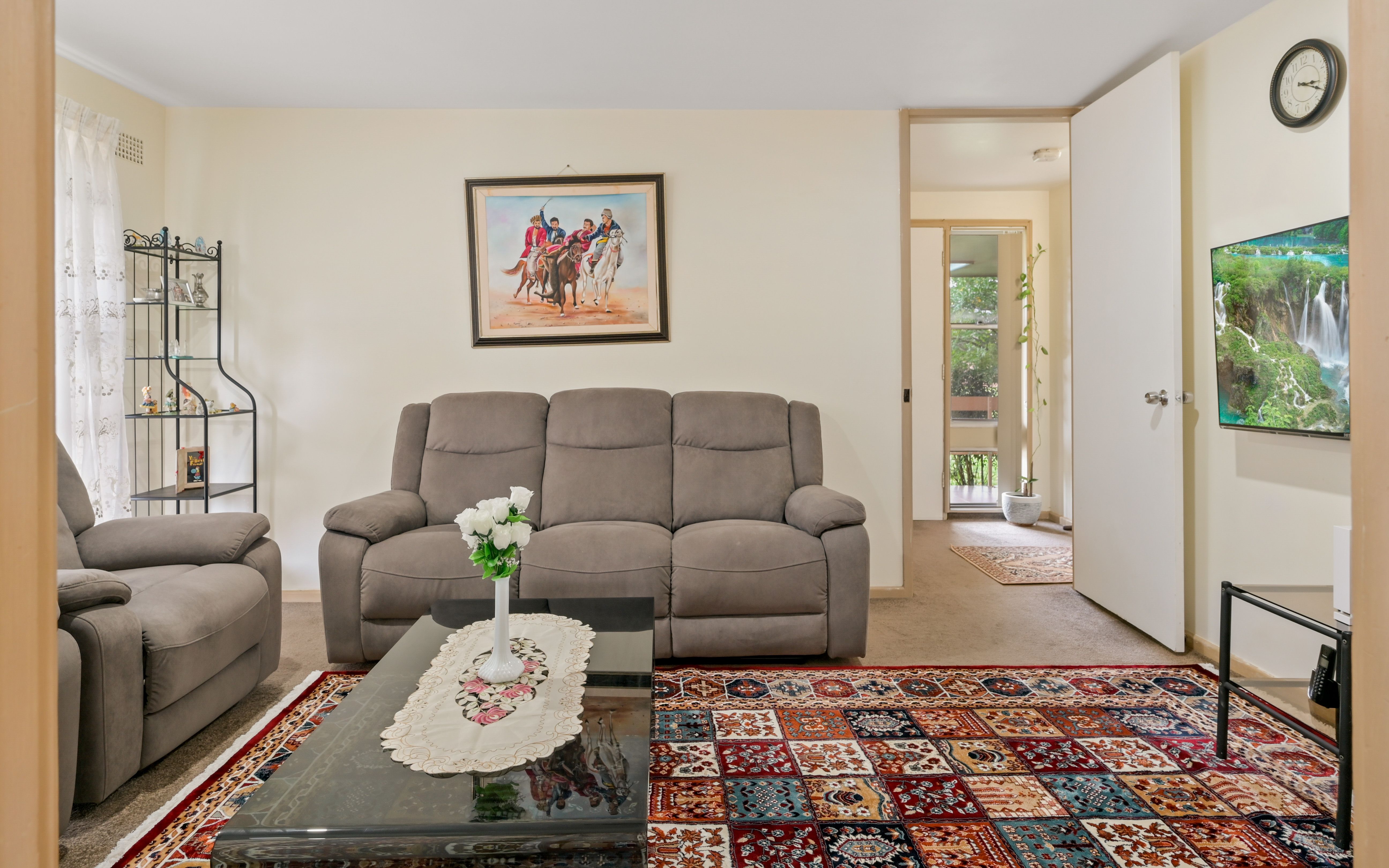 11 Moonah Place, Macquarie Fields, NSW 2564