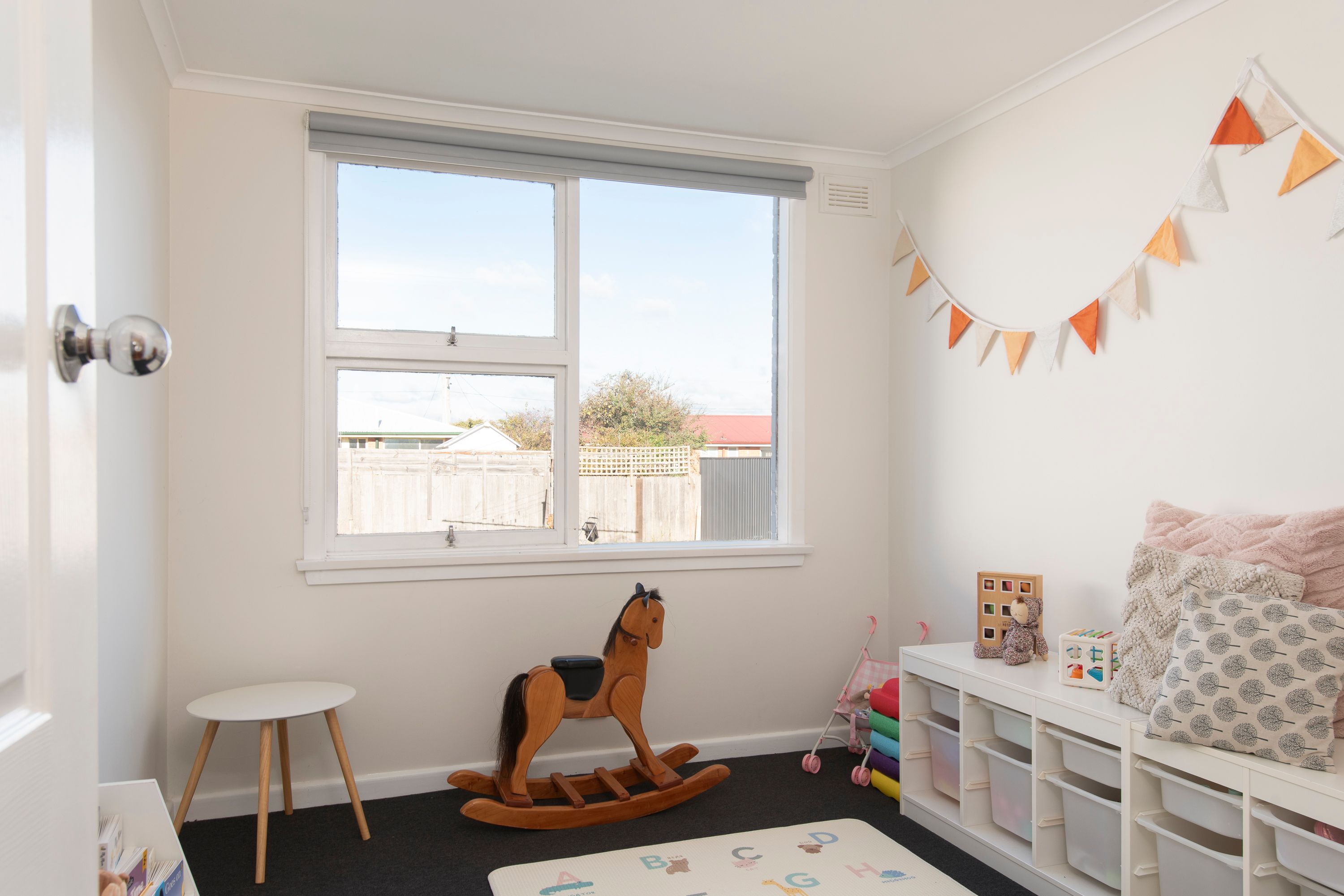 2 Kelvin Street — photo 10 of 15