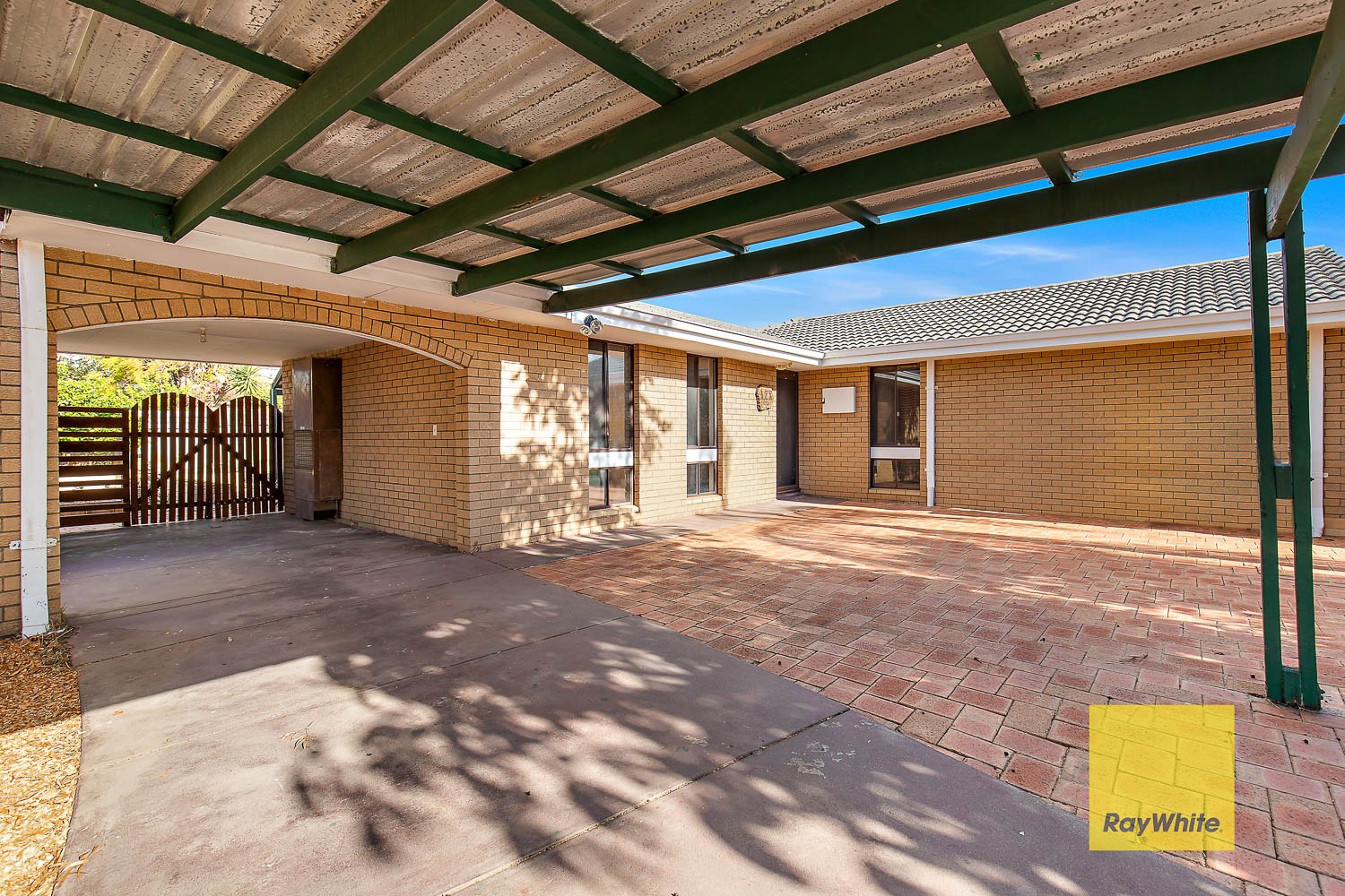 128 Hume Road, Thornlie, WA 6108