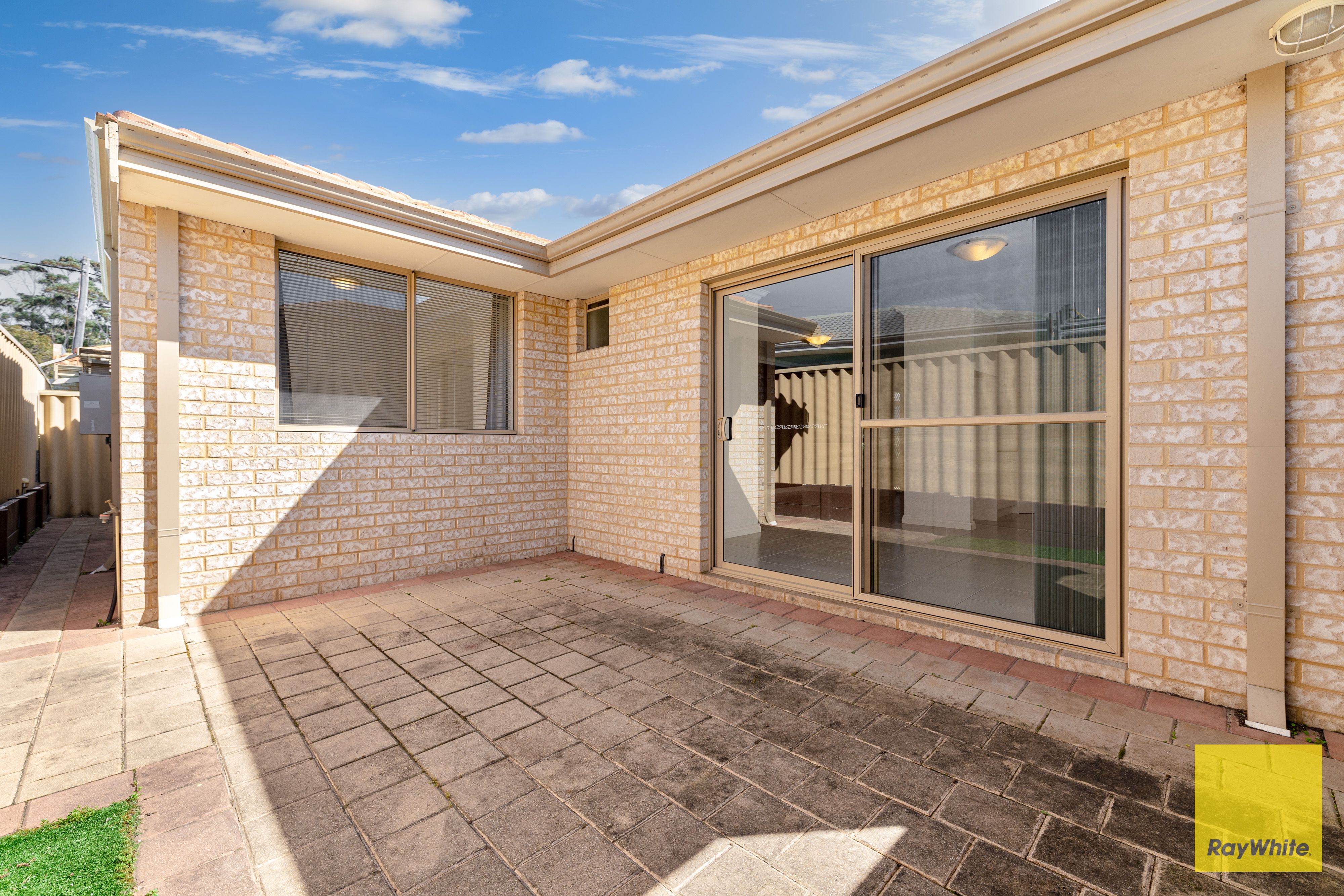 28B Windemere Crescent, Nollamara, WA 6061