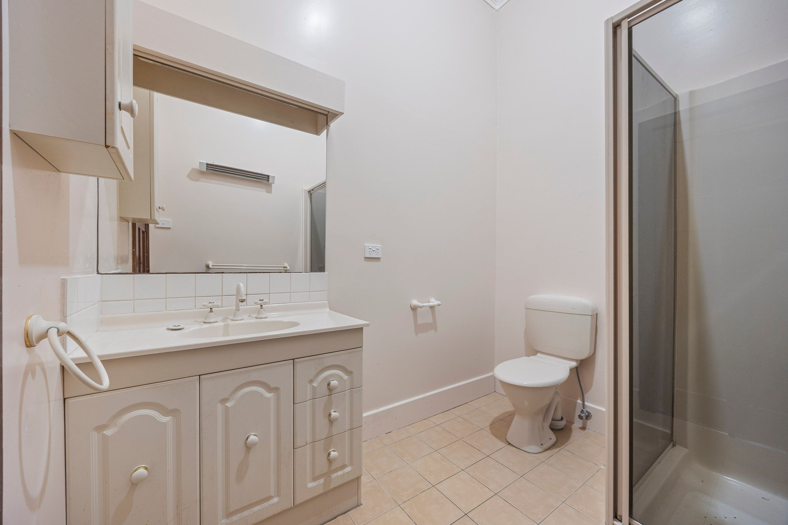 104 Frank Street — photo 4 of 30