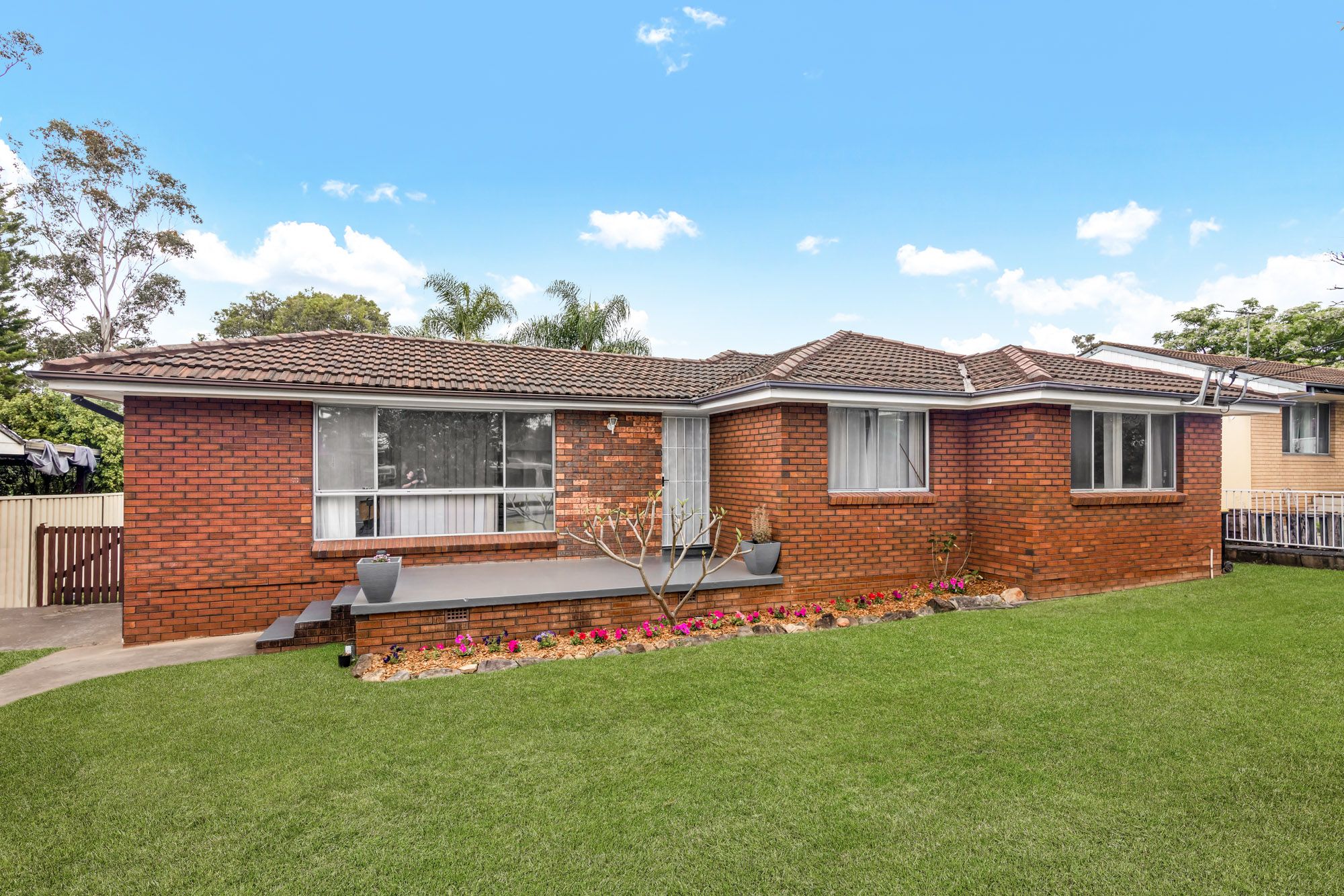 22 & 22A Rugby Street, Cambridge Park NSW 2747