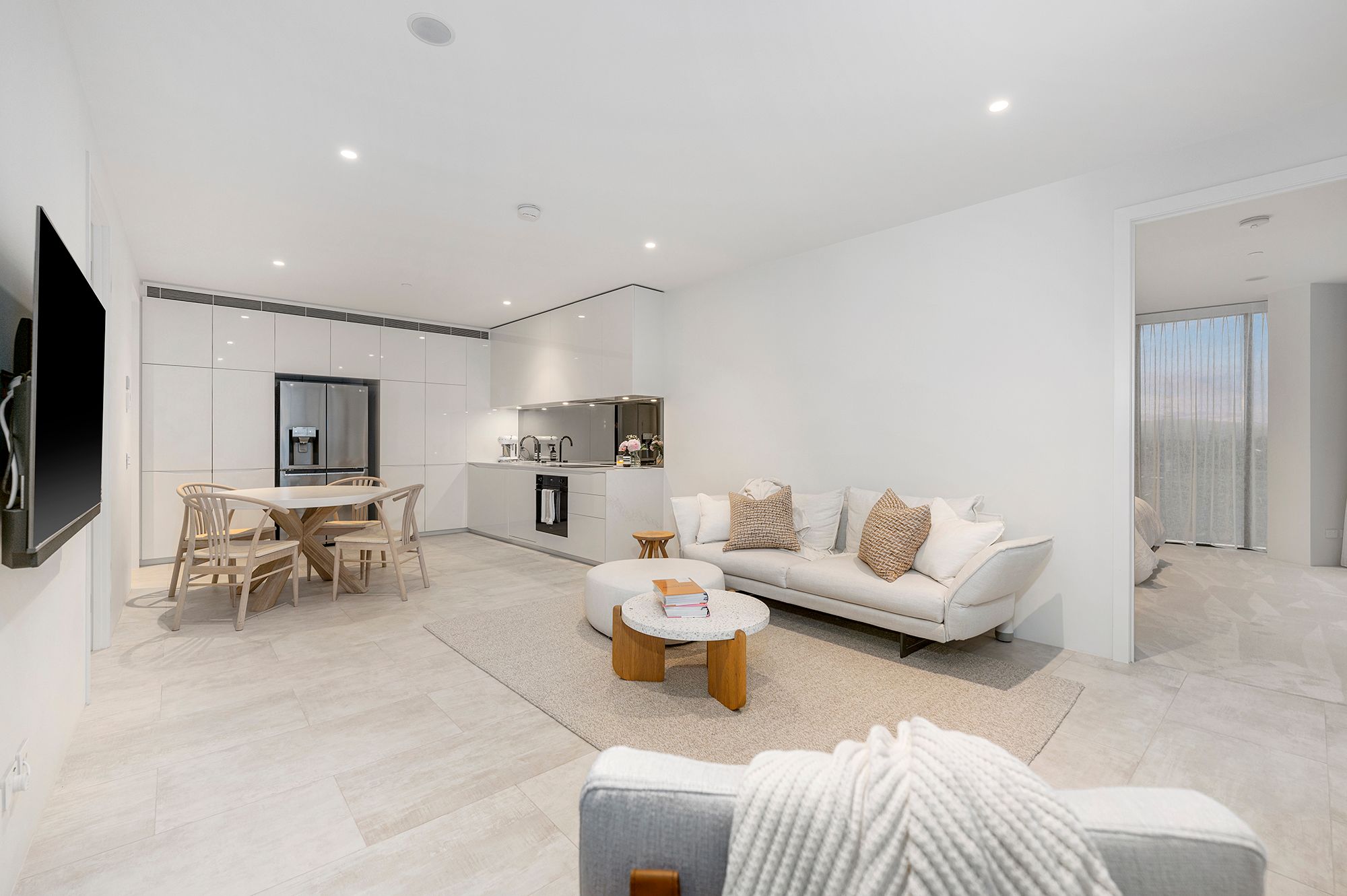 2303/2 The Lanes Boulevard, Mermaid Waters, QLD 4218