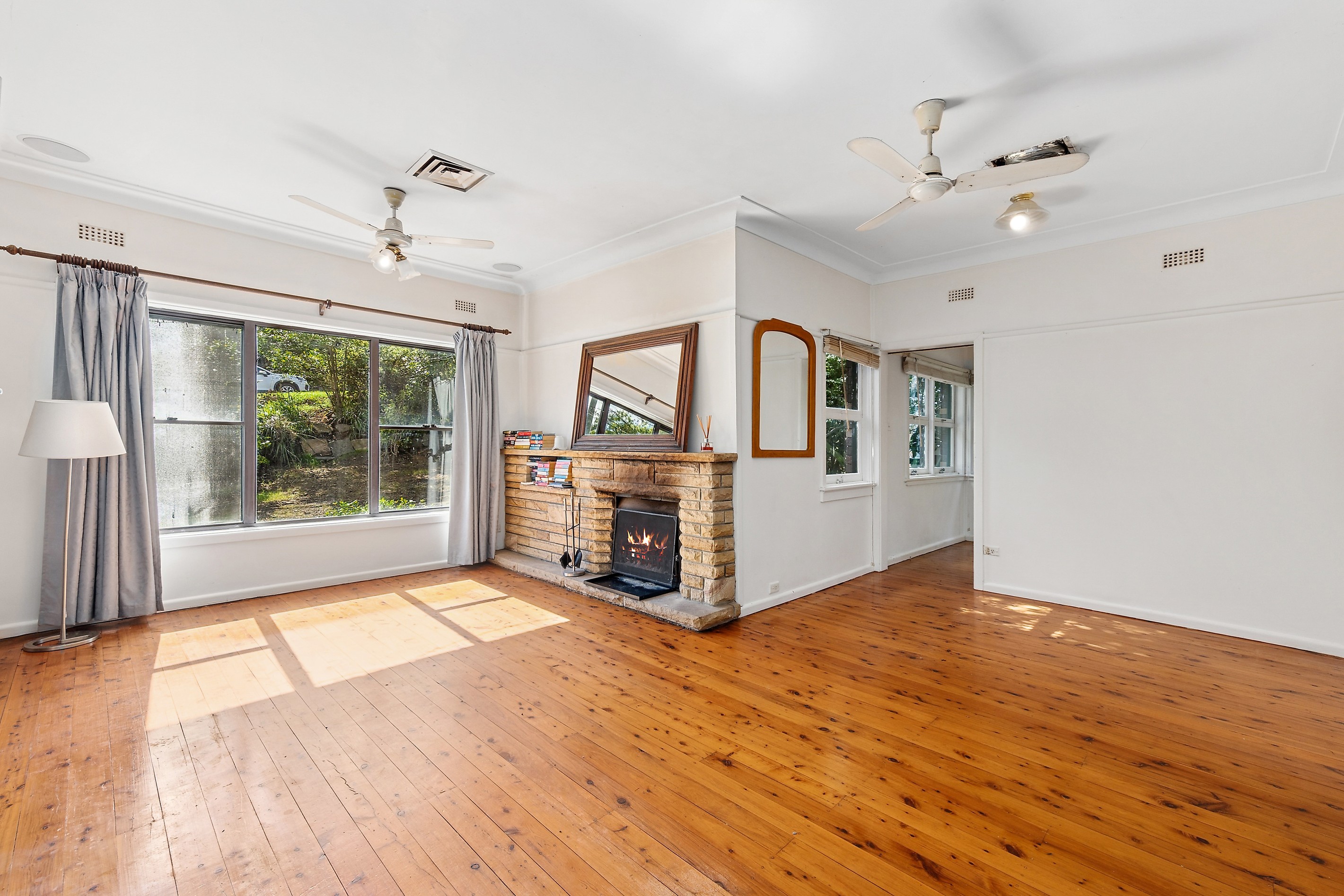 22 Kooloona Crescent, West Pymble, NSW 2073