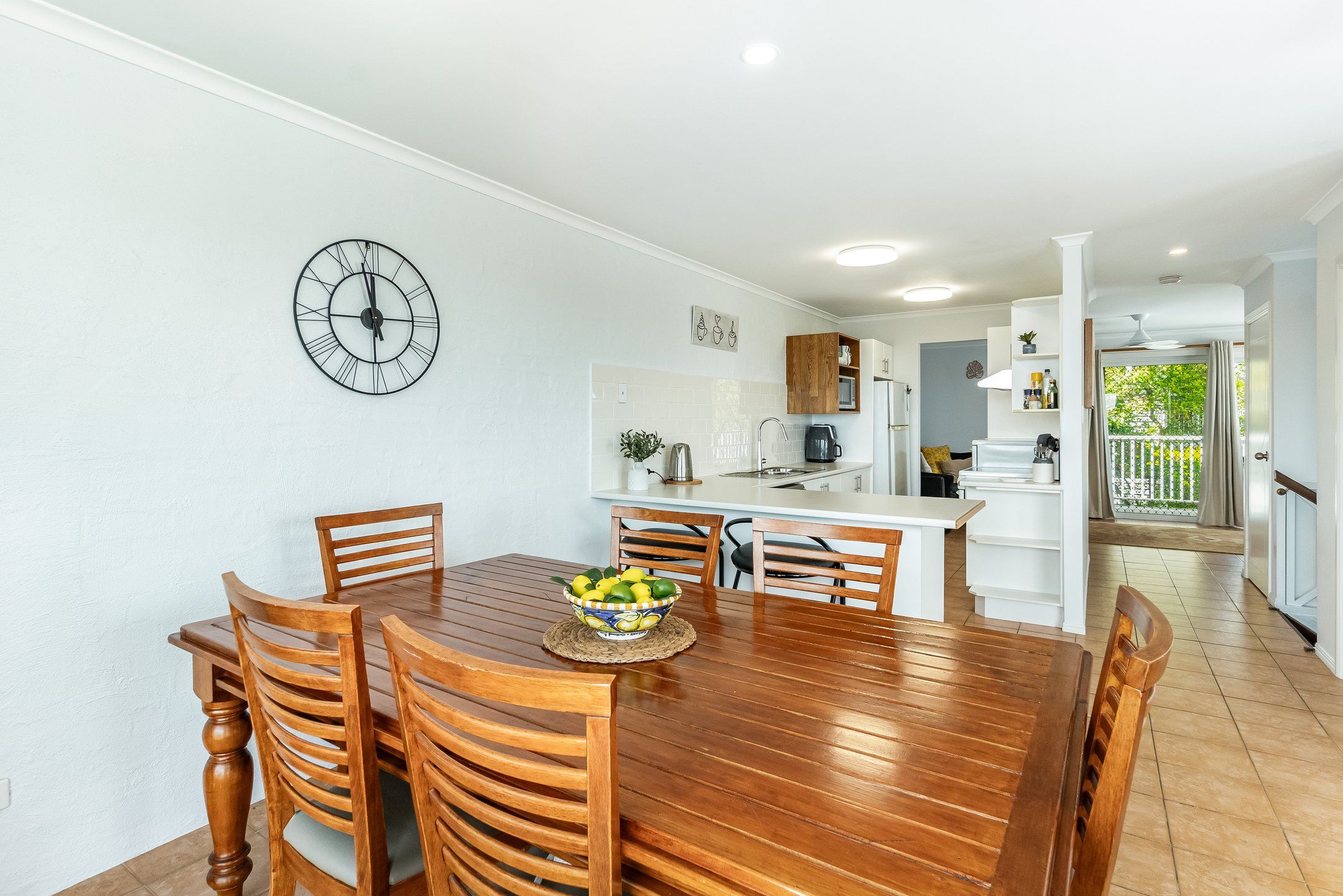 2/4 Coldstream Street — photo 5 of 13