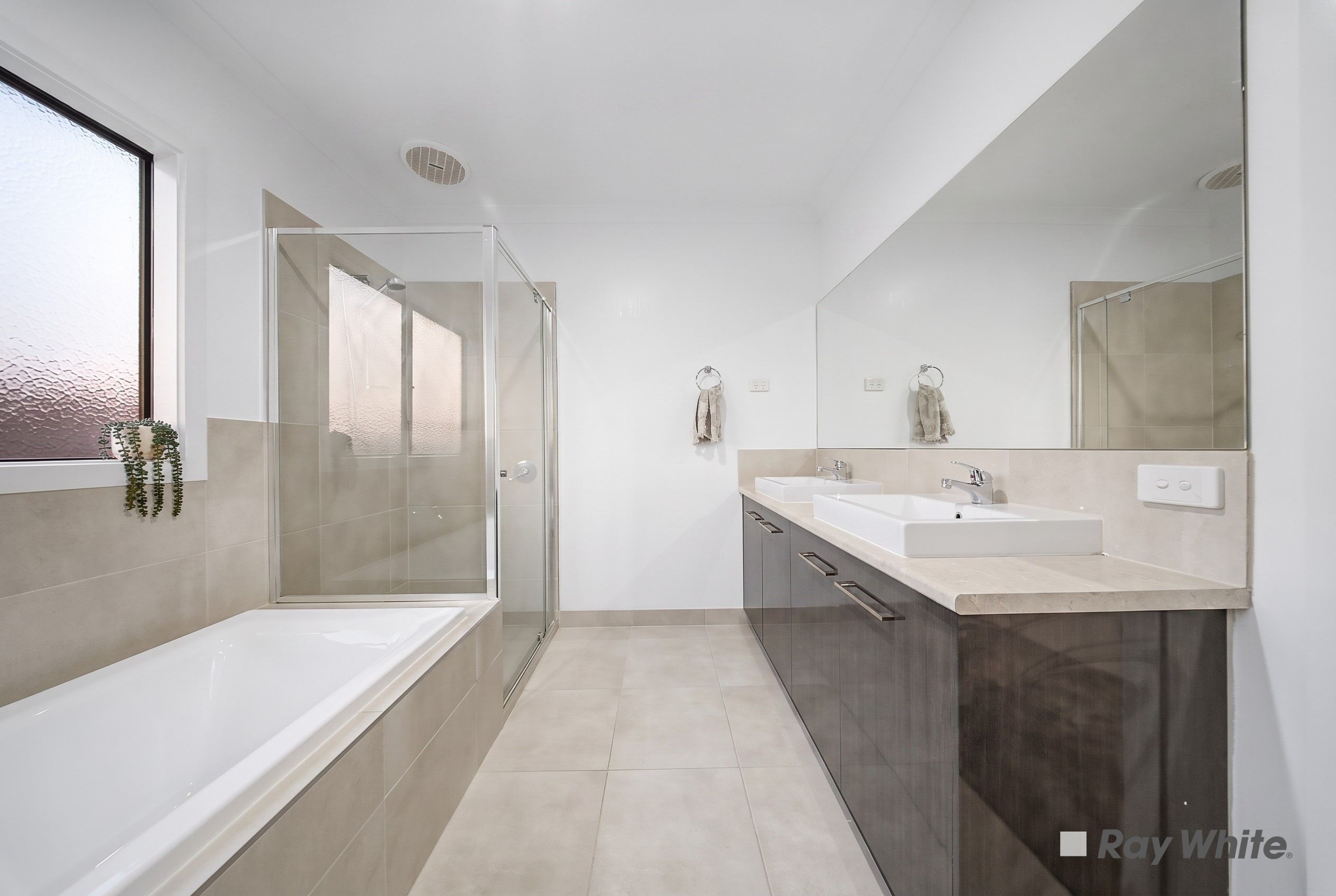8 Hammersmith Way — photo 26 of 30