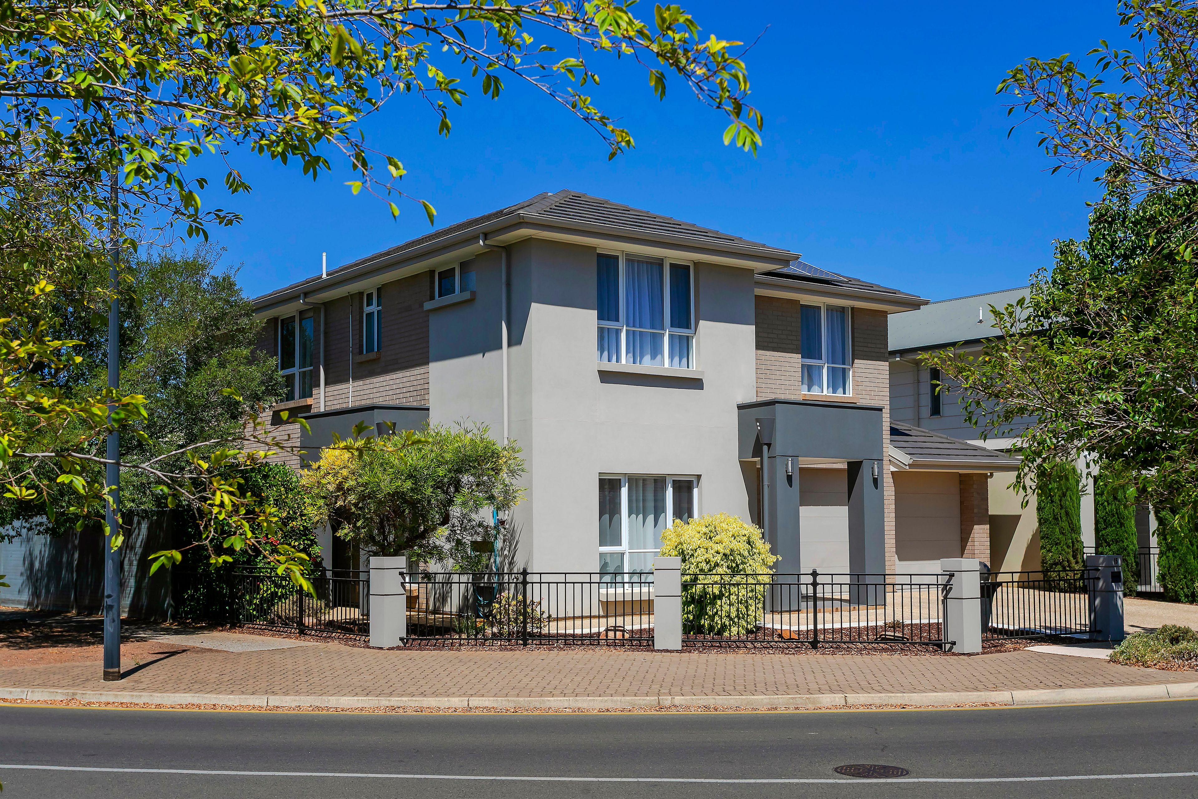 15 Ashworth Avenue, St Clair, SA 5011