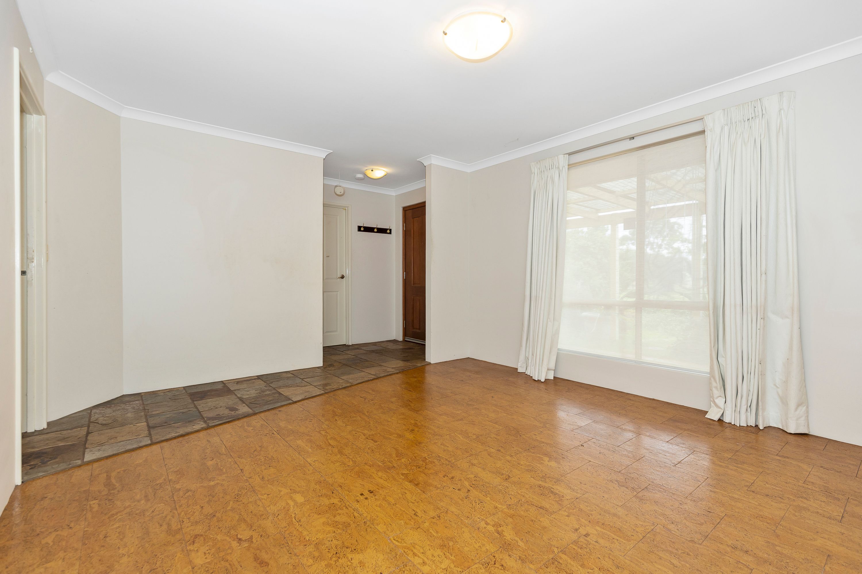 8 Dunmore Circuit, Merriwa, WA 6030