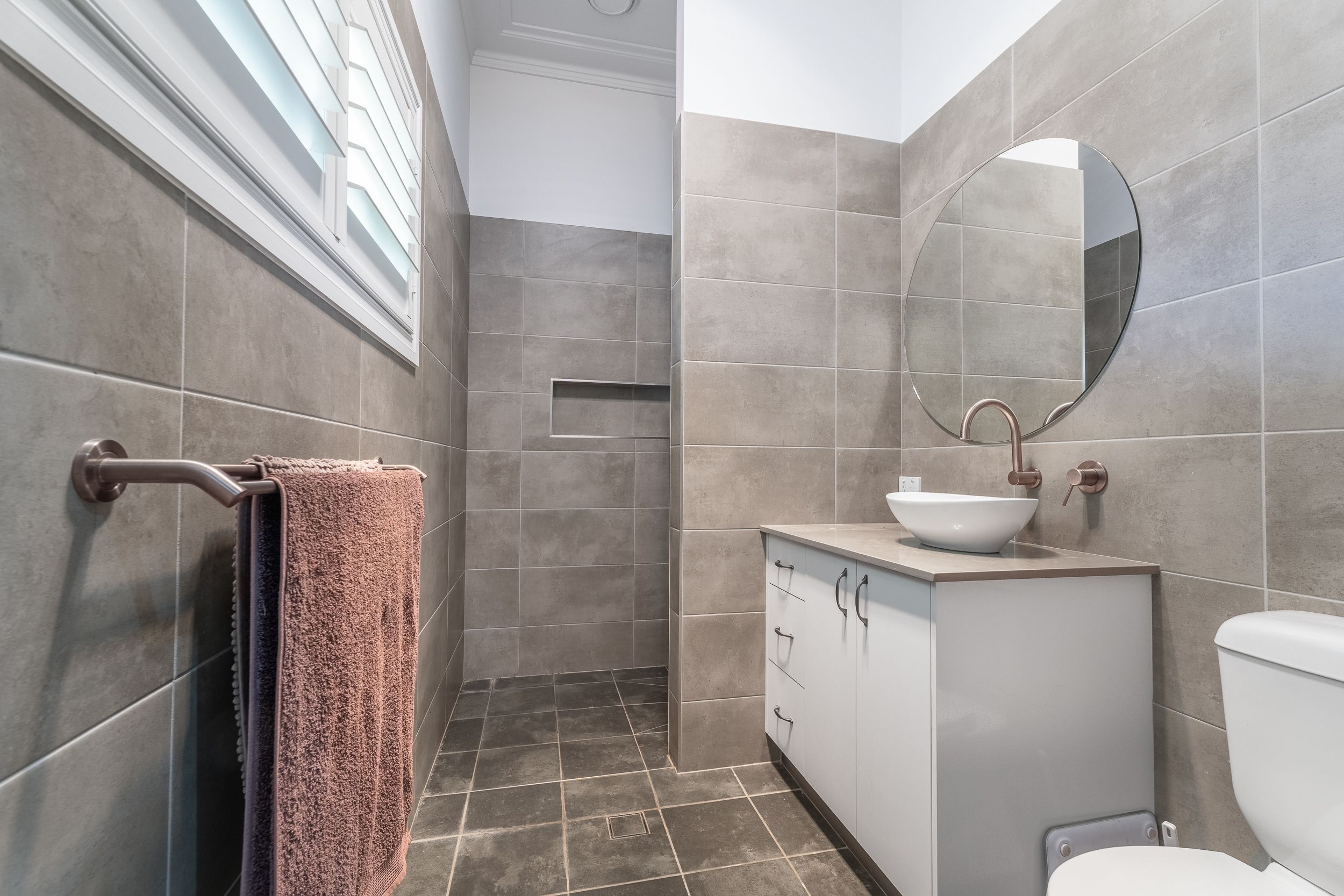 52 Railway Street — photo 7 of 20
