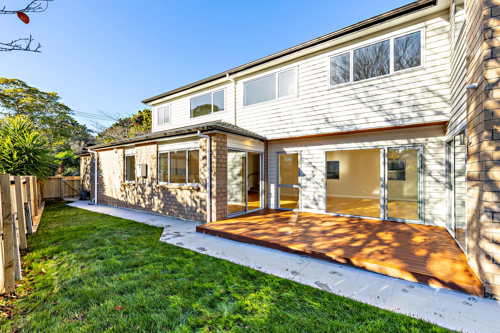 16 Watene Road photo 1