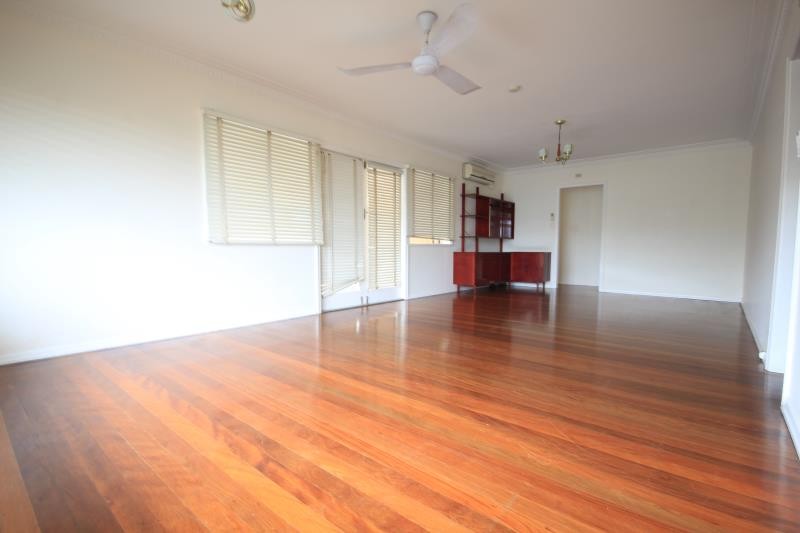 7 Thelma Street, Mount Gravatt East, QLD 4122