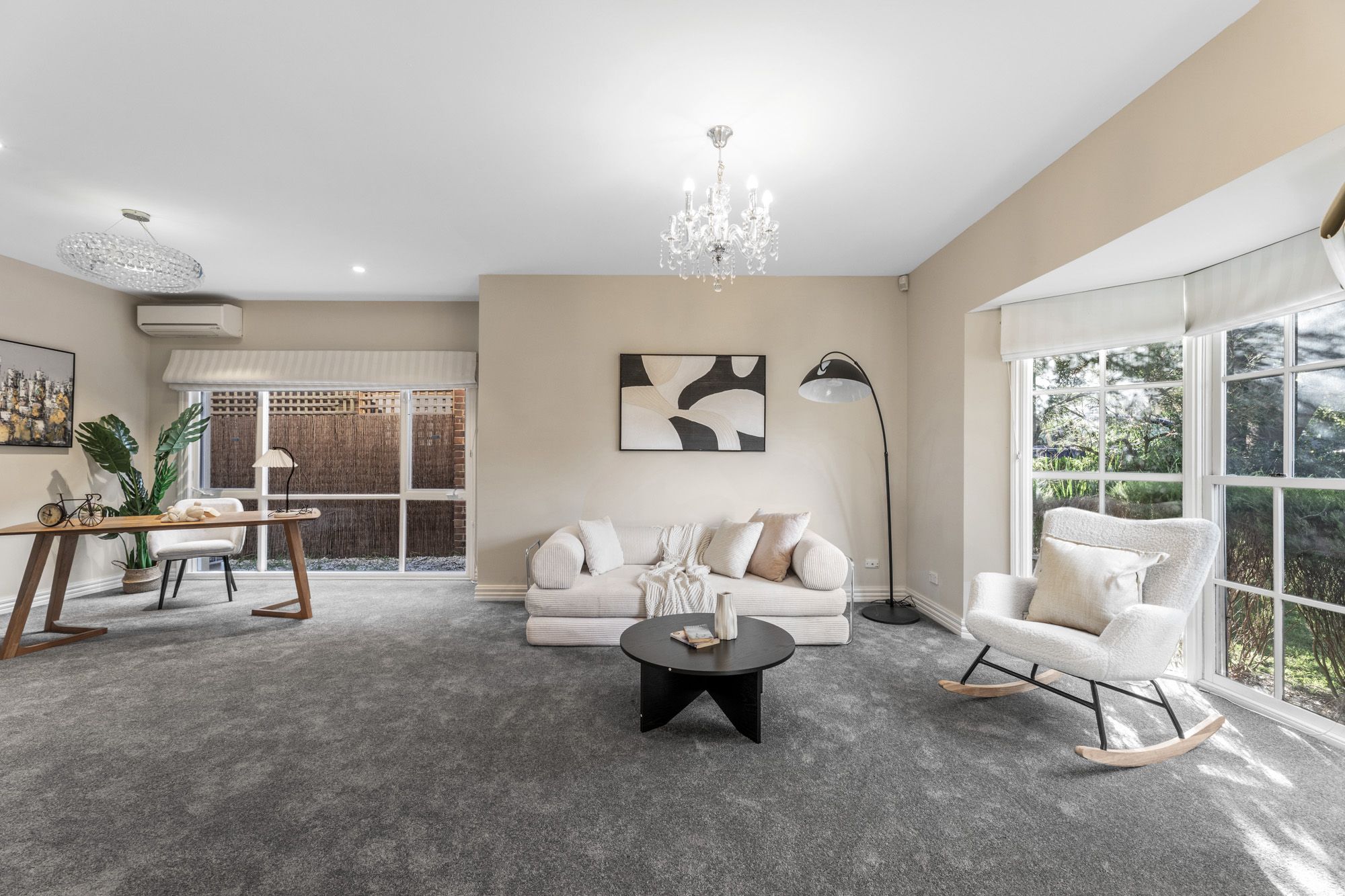 16 Verona Street — photo 3 of 23