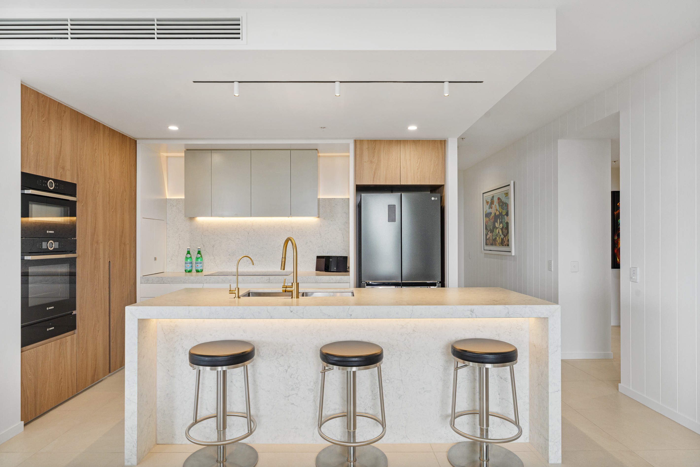 42/20 Executive Drive, Burleigh Waters, QLD 4220