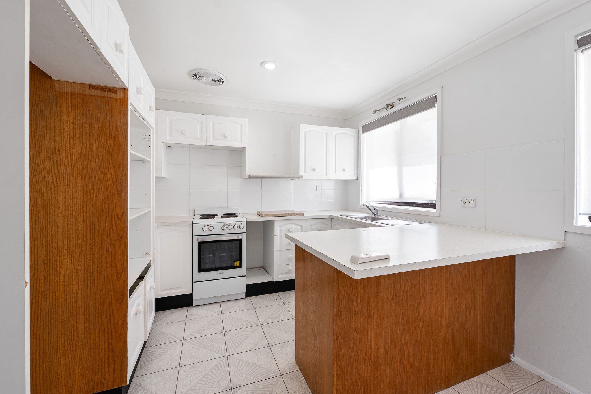 54 Adelaide Street — photo 16 of 30