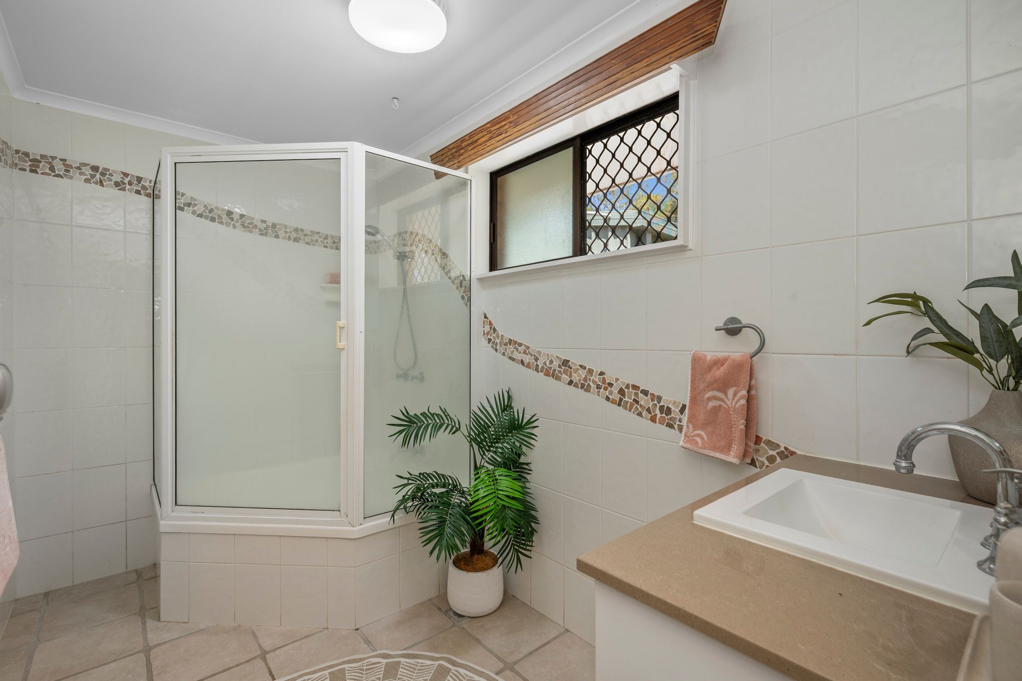 37 Casuarina Drive — photo 9 of 17