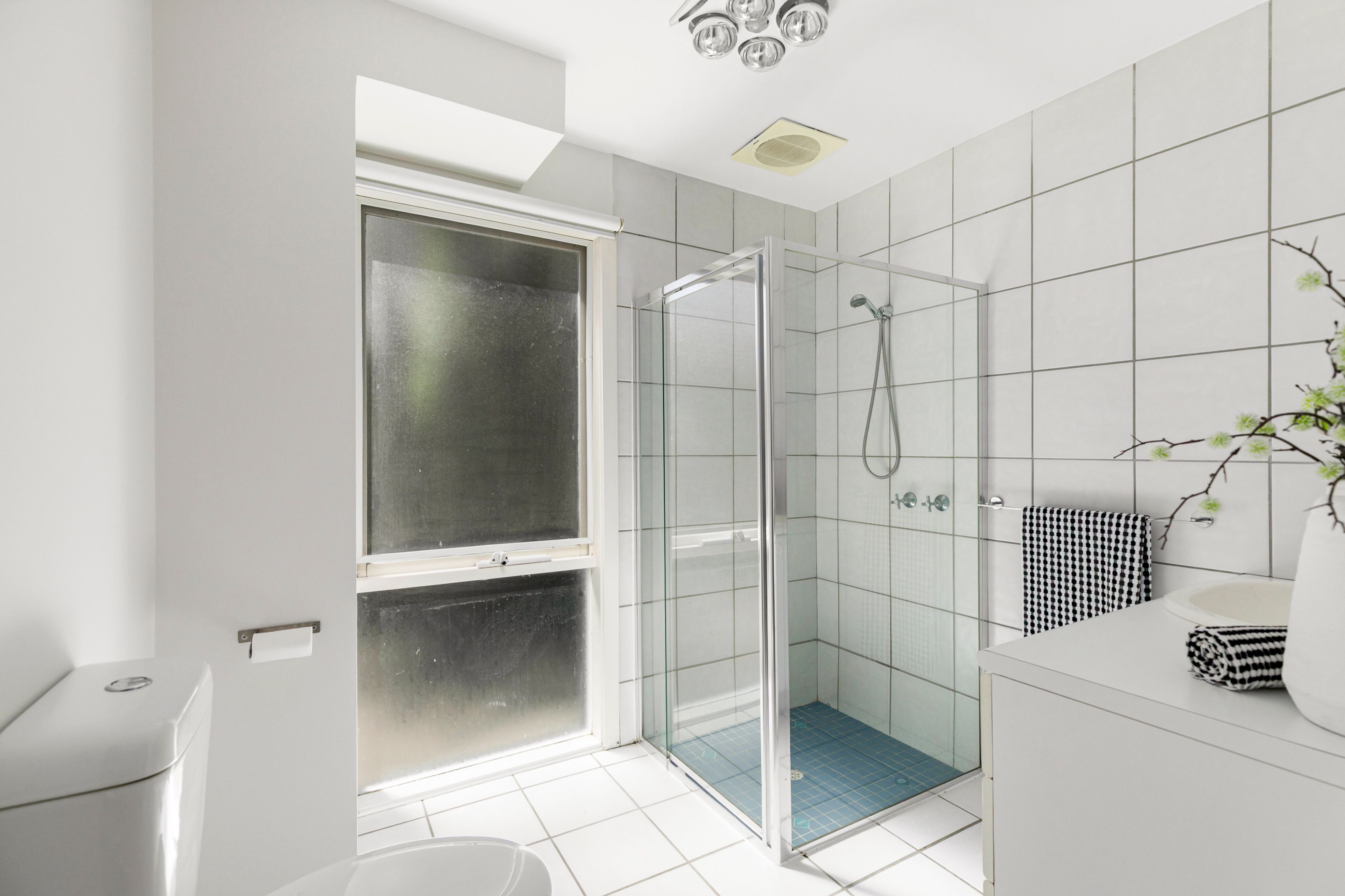 22 Normanby Drive — photo 8 of 15