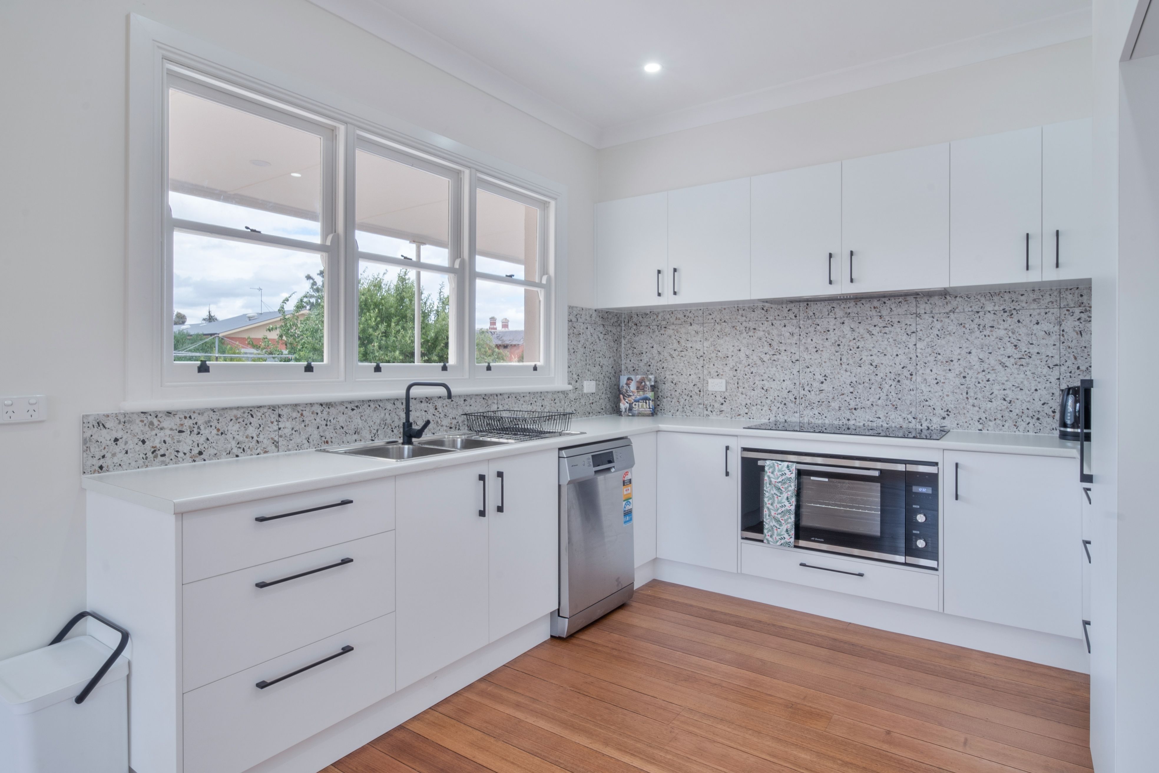 92 Sullivan Street, Inglewood, VIC 3517
