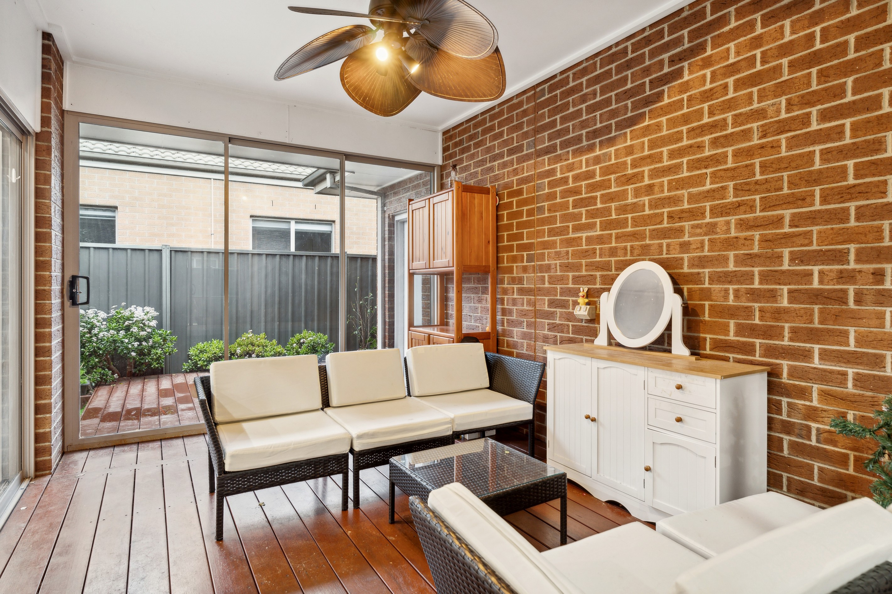 14 Mchaffie Terrace, MANOR LAKES, VIC 3024