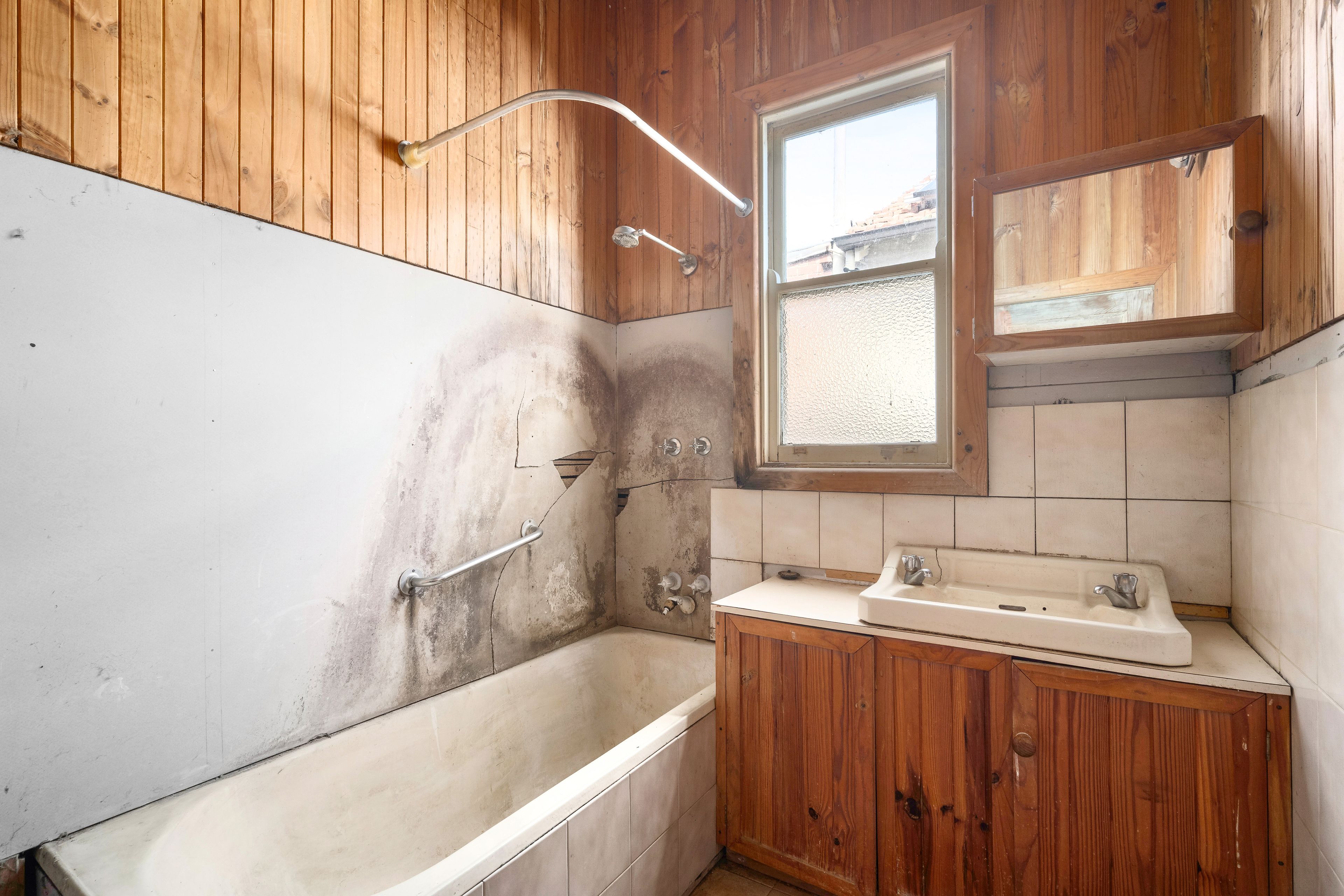 2 Temple Street — photo 6 of 20