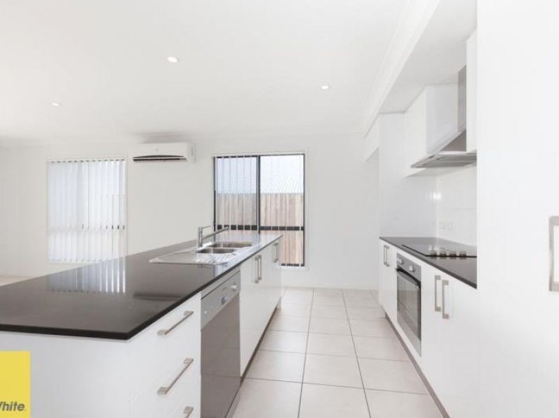 18 Sunstone Court, Logan Reserve, QLD 4133