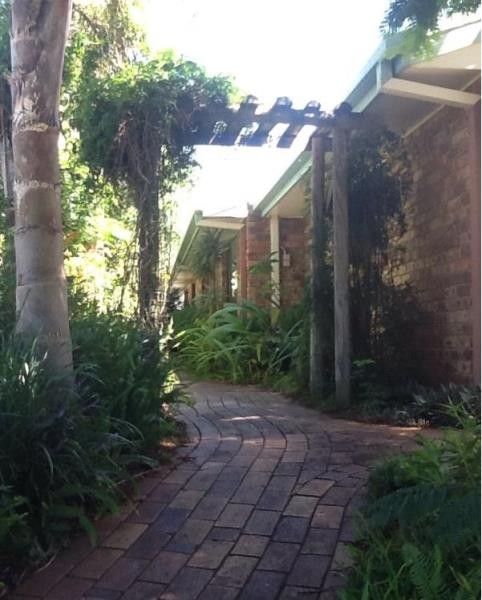4 Oedipus Court, Eatons Hill, QLD 4037