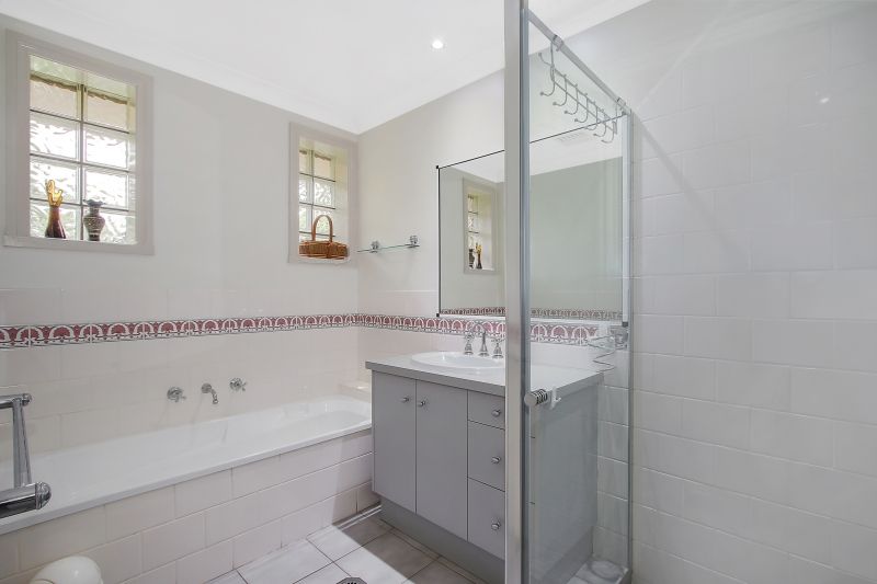 1/3 Maynet Place, Albury, NSW 2640