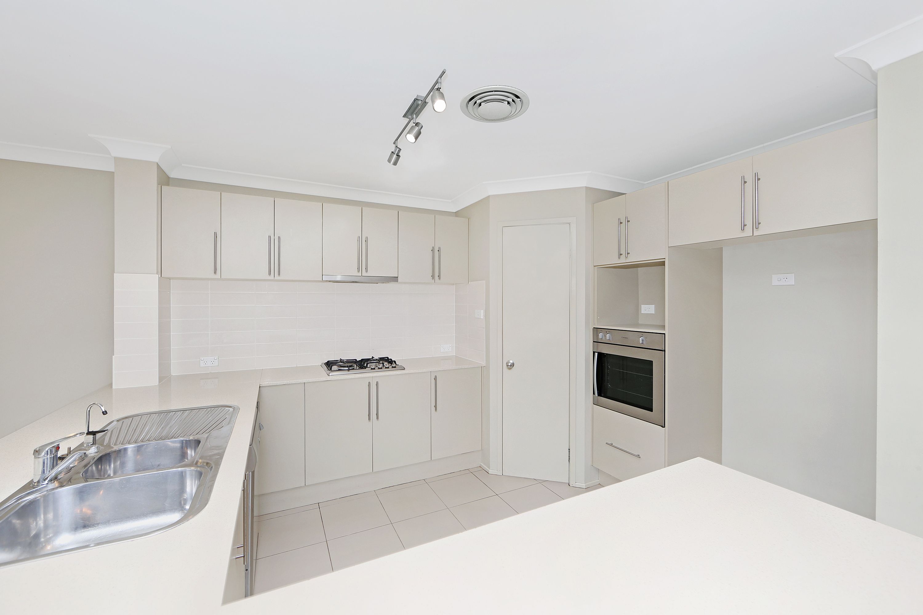 2 Cascades Road, Woongarrah, NSW 2259