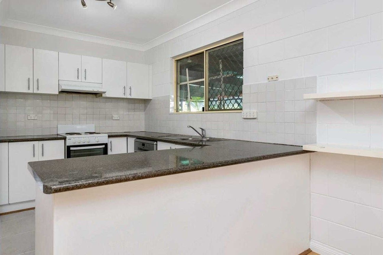 33 Barnett Street, Mount Louisa, QLD 4814