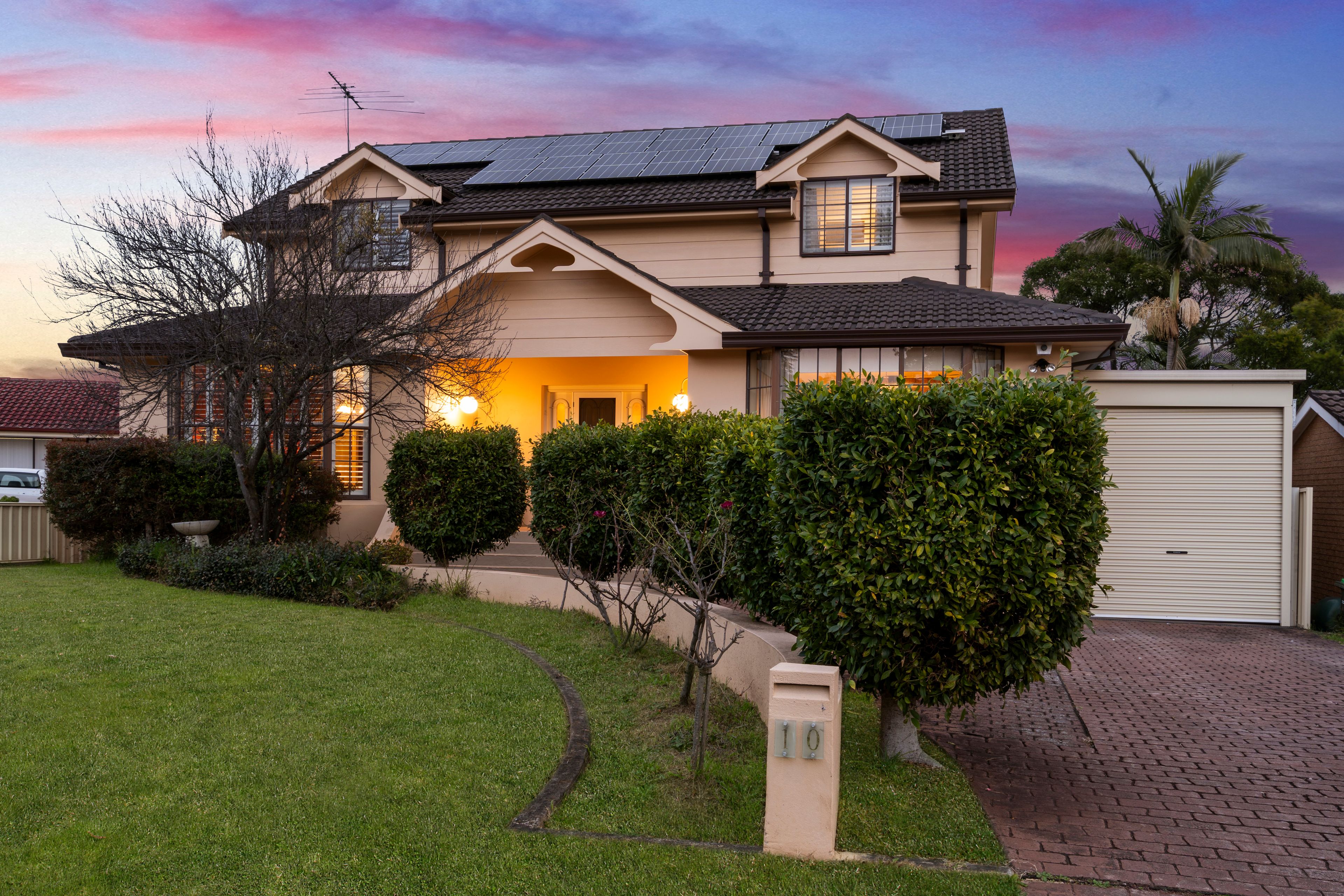 10 Herborn Place, Minto, NSW 2566