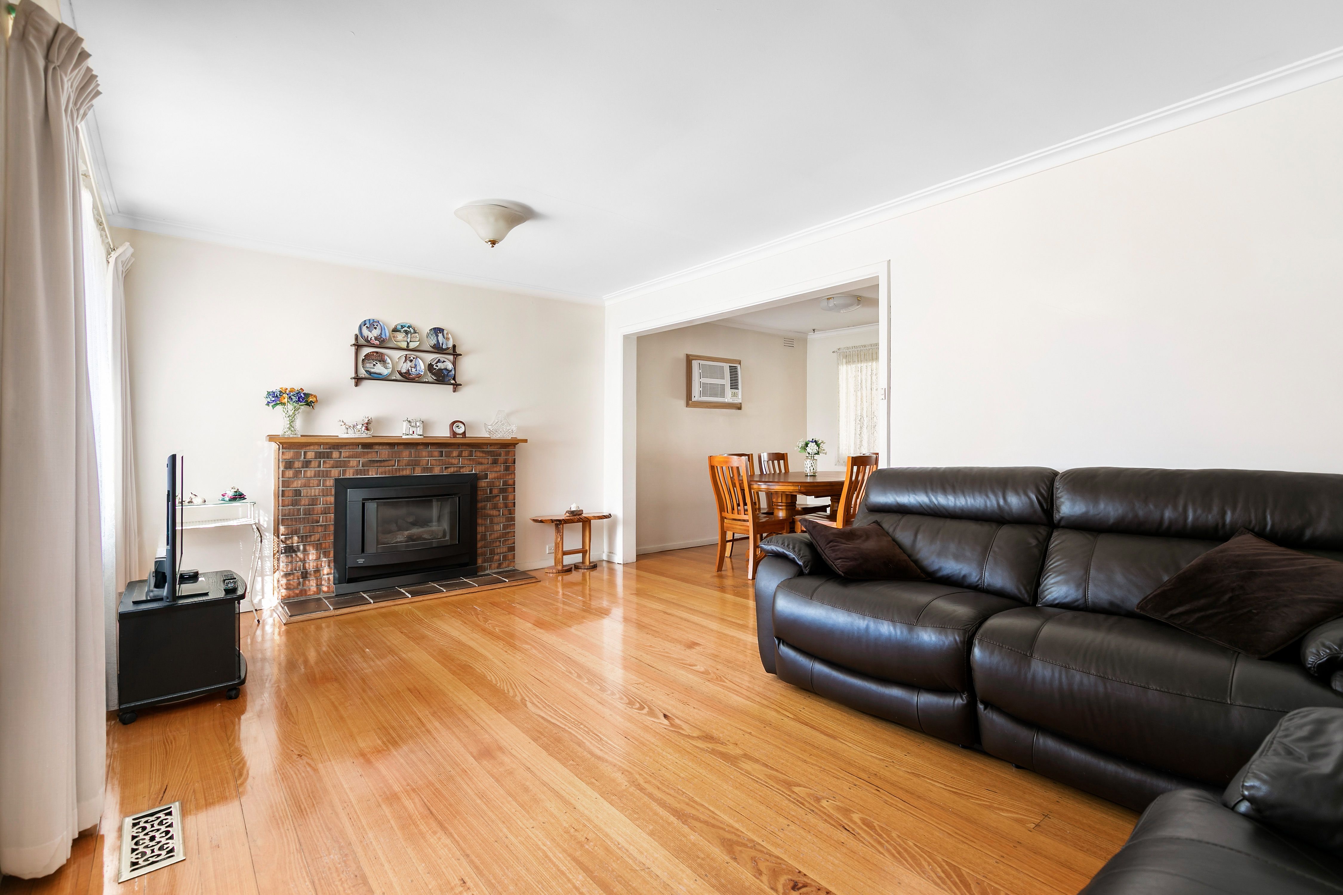 11 Claremont Street — photo 3 of 18