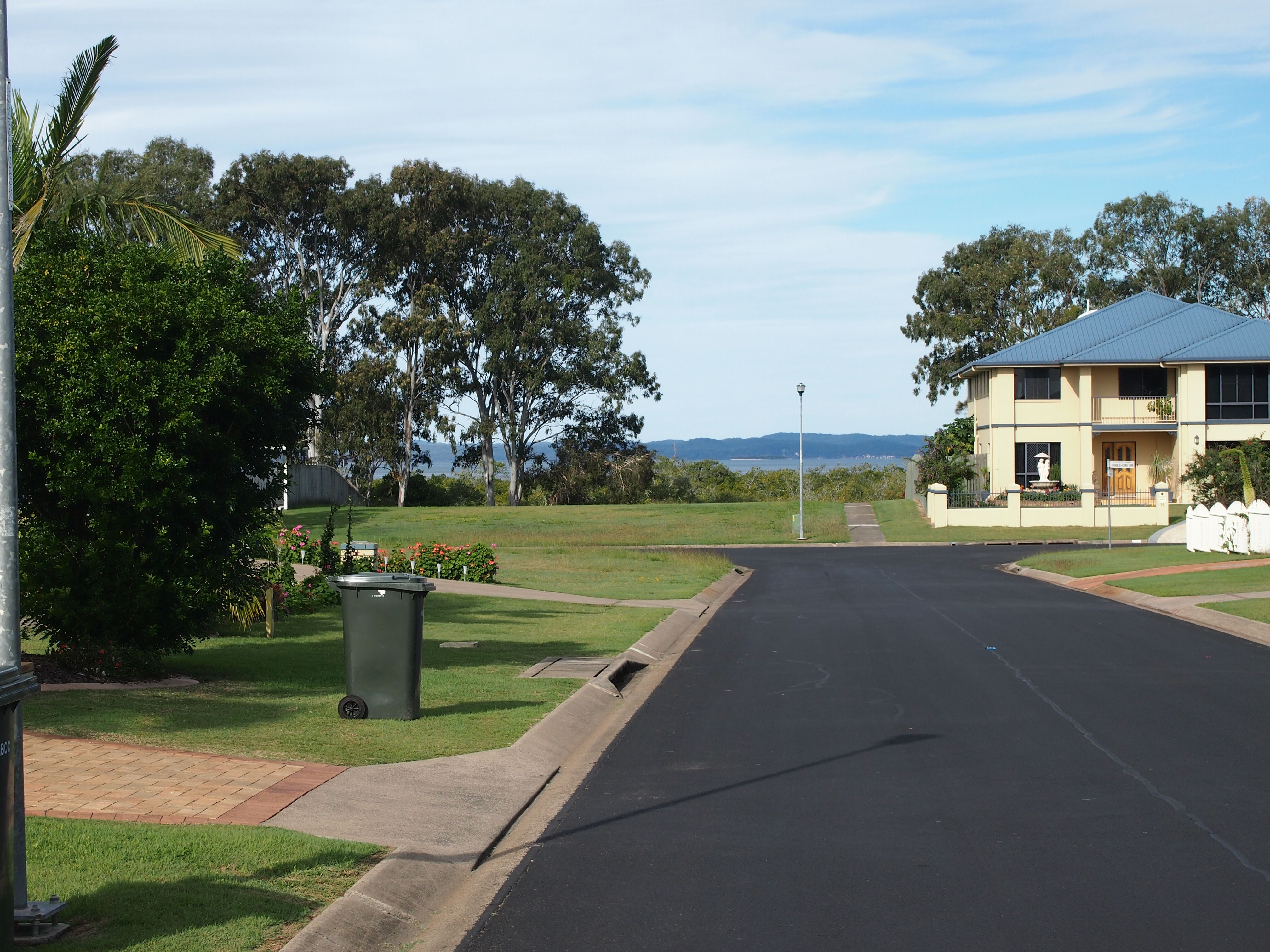7 Satinay Street, Urangan, QLD 4655