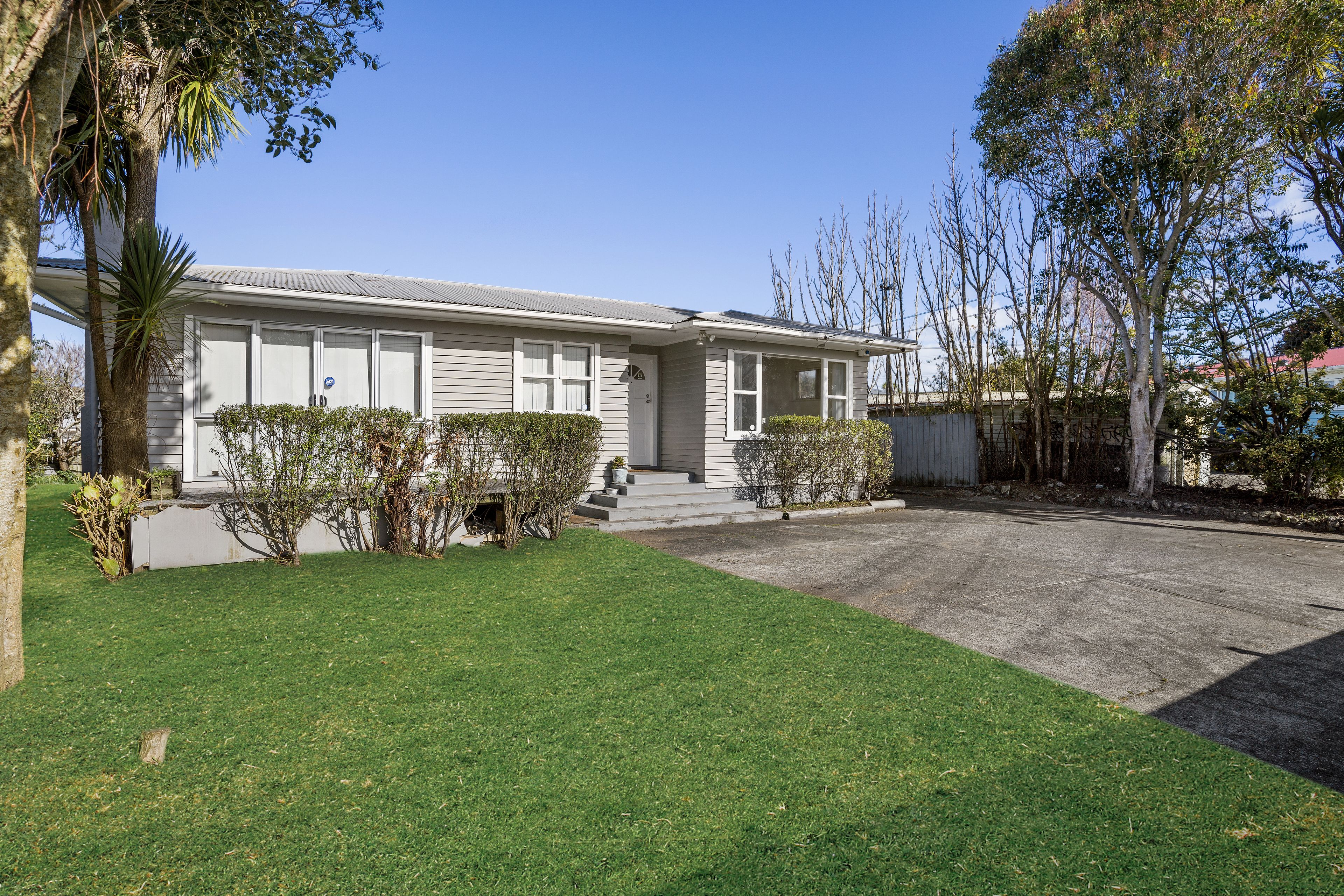 97 Gloucester Road, Manurewa, Manukau City