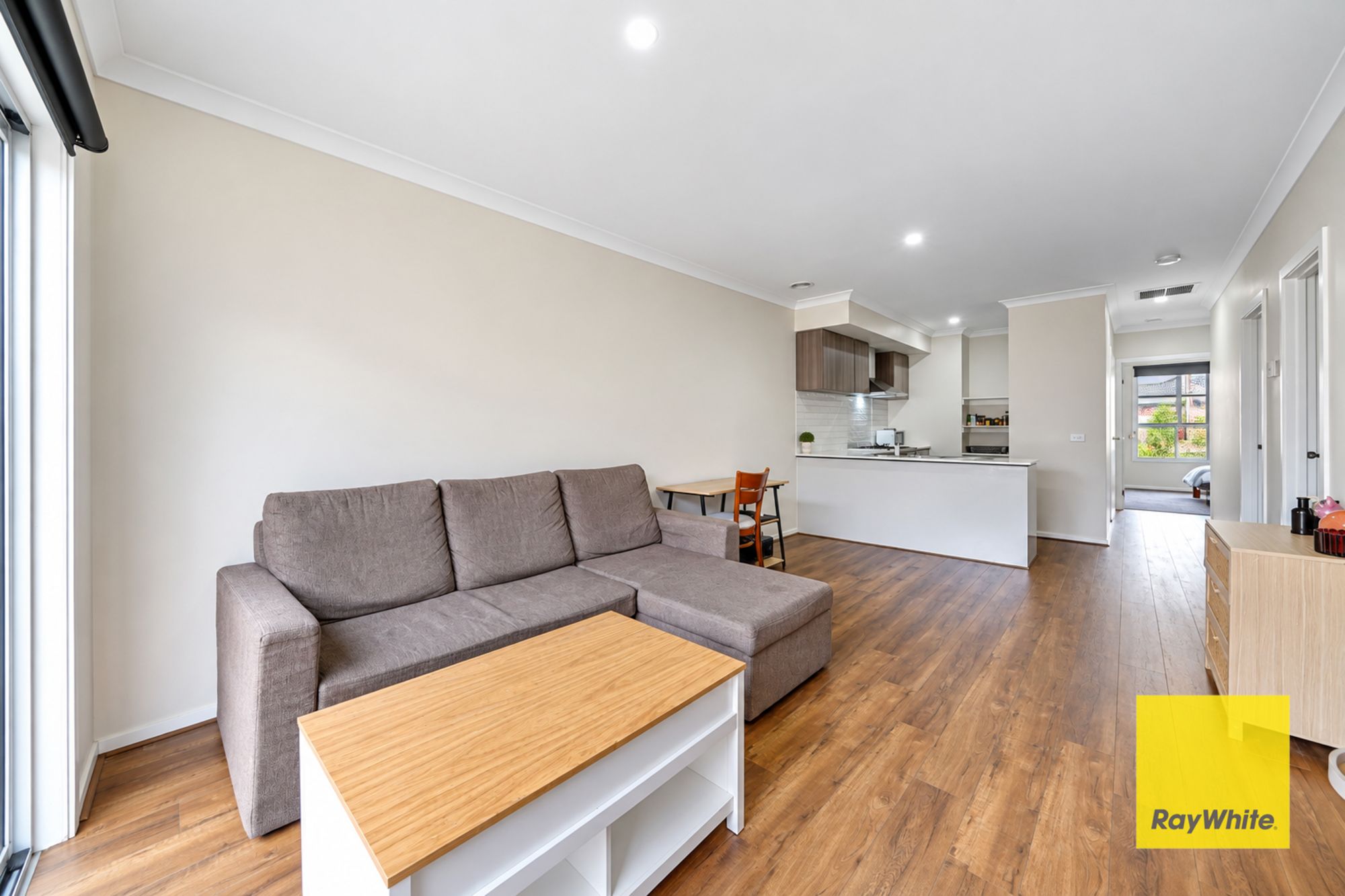 12 Cockerell Street — photo 9 of 16