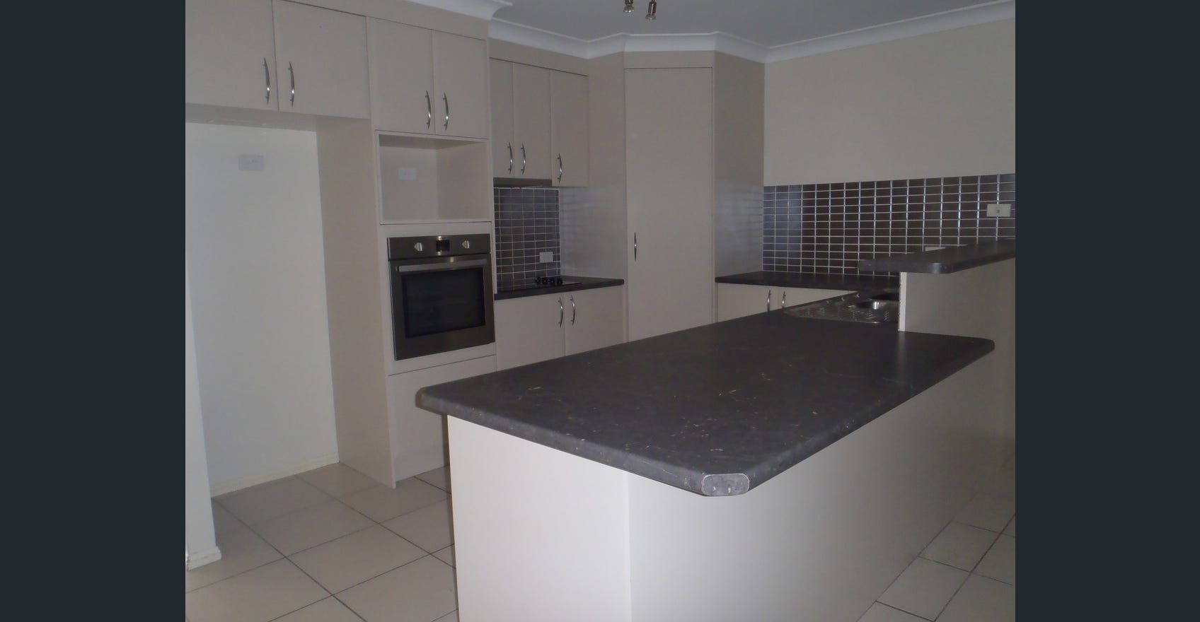 3 Shallow Bay Drive, Springfield Lakes, QLD 4300