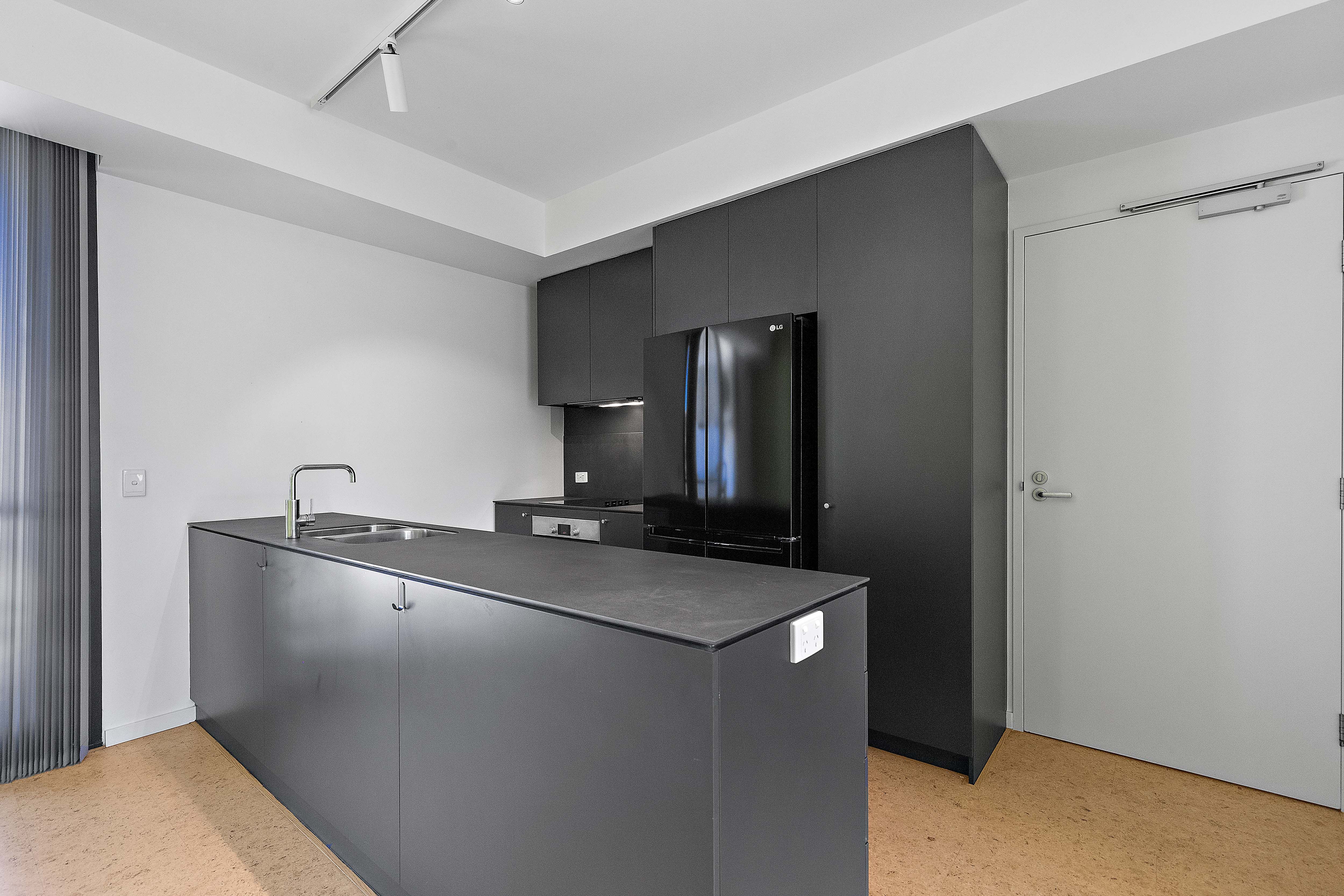 10/2 Beazley Way, White Gum Valley, WA 6162