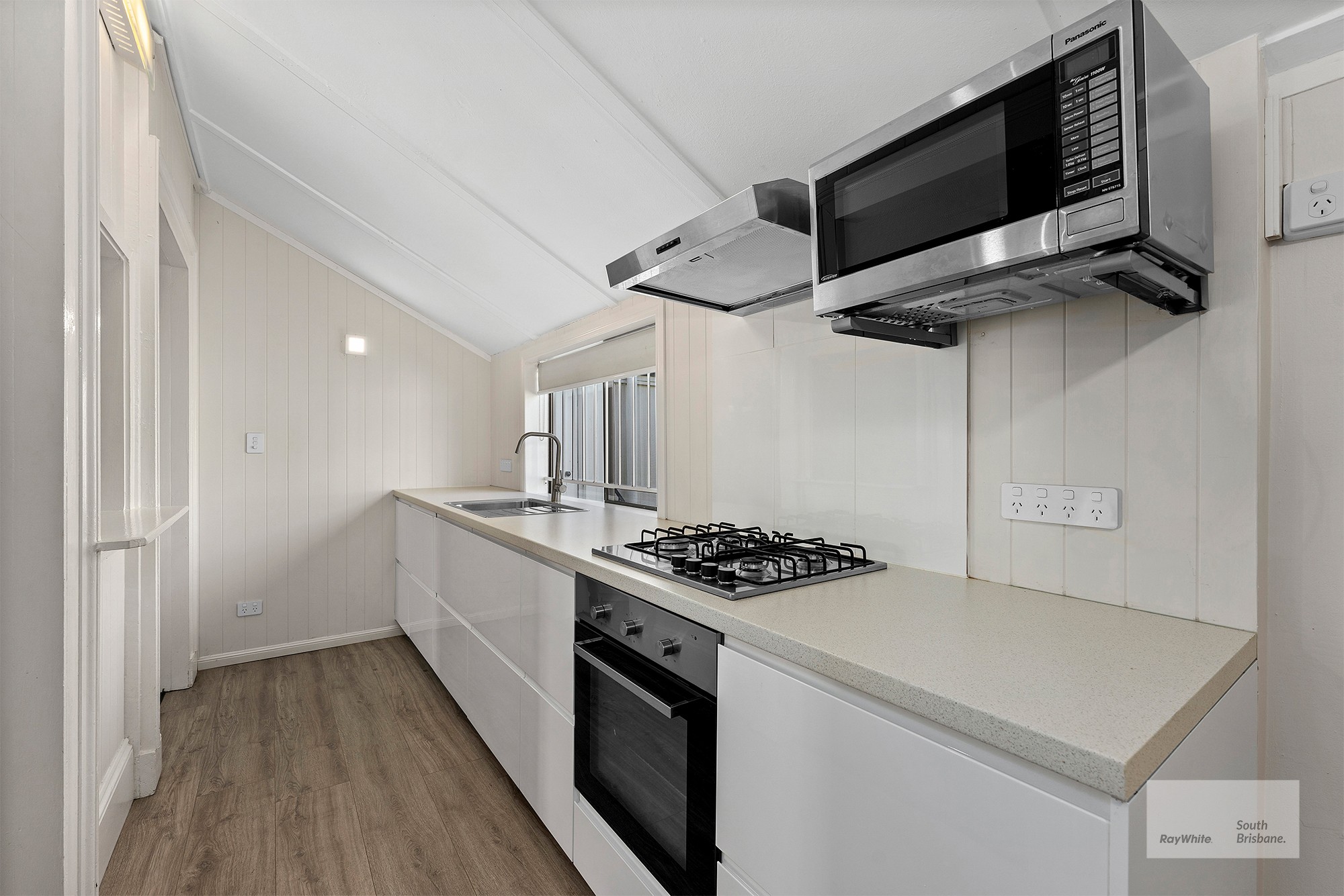 2/11 Blakeney Street, Highgate Hill, QLD 4101