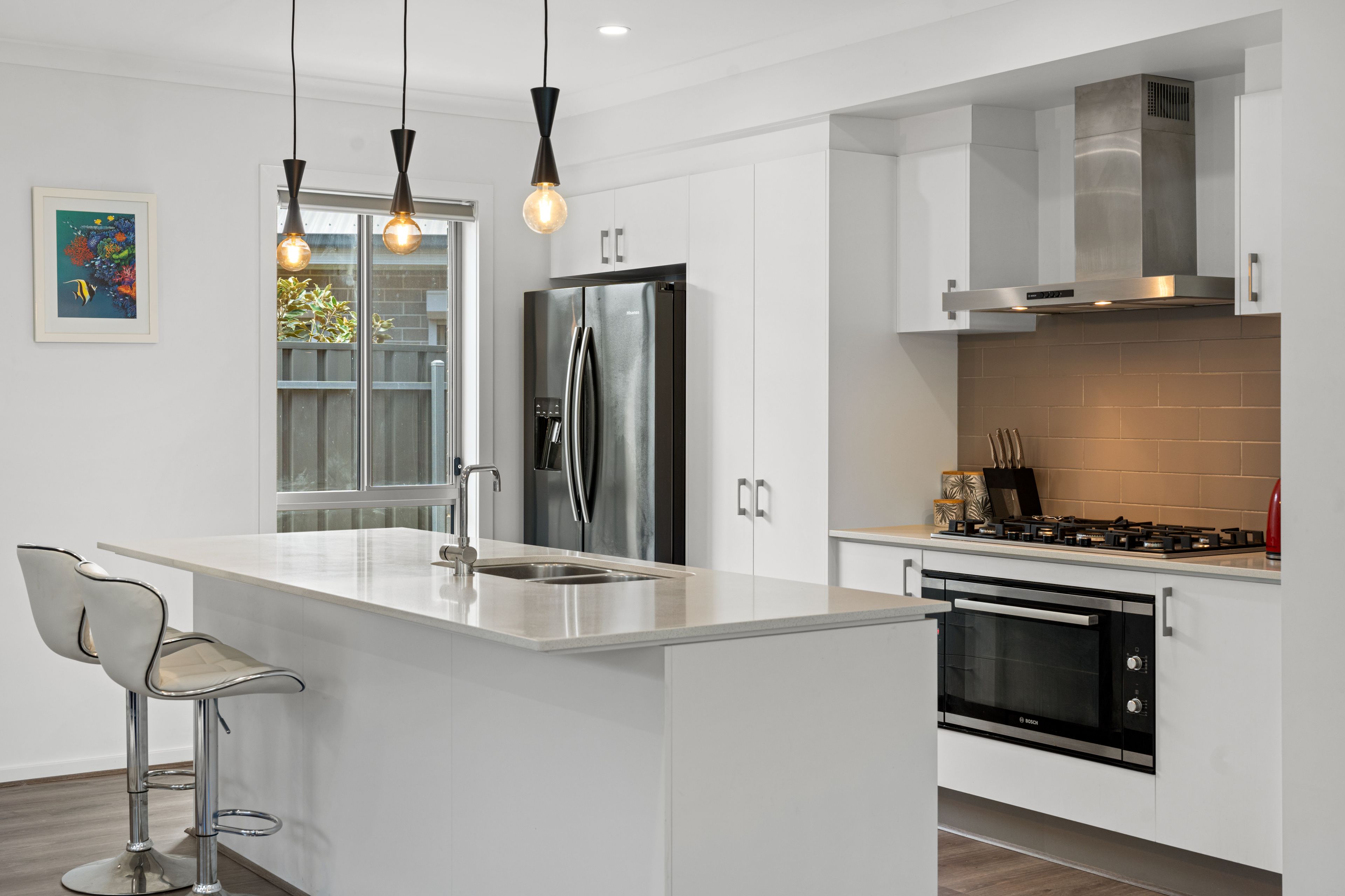 4 Cronulla Drive — photo 5 of 20
