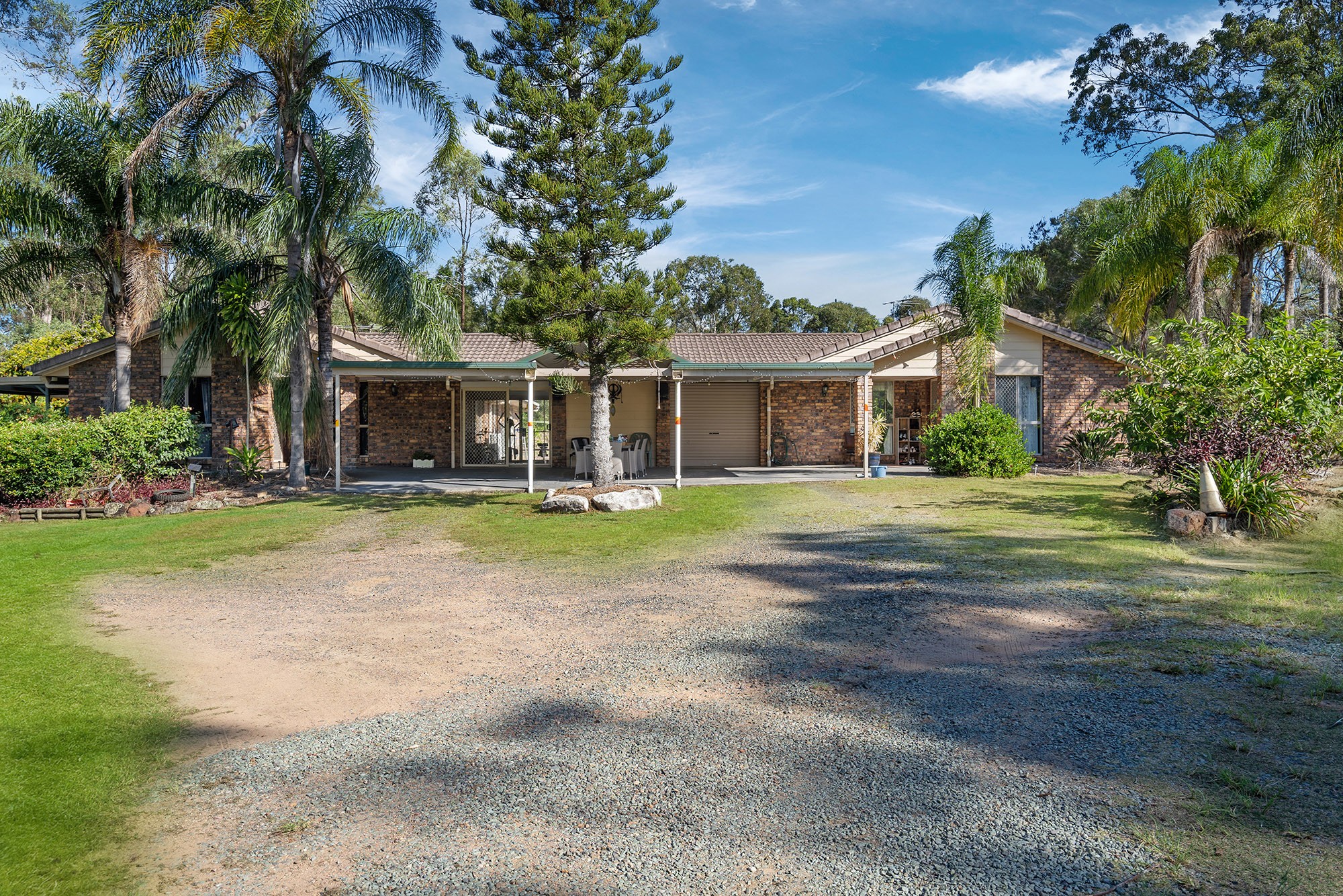 139-143 Chesterfield Road, Park Ridge South, QLD 4125