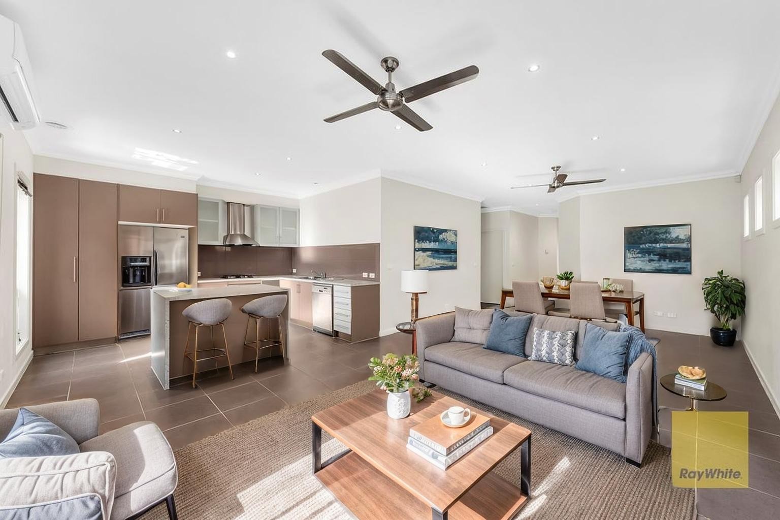 12 Barrington Circuit, Caroline Springs, VIC 3023