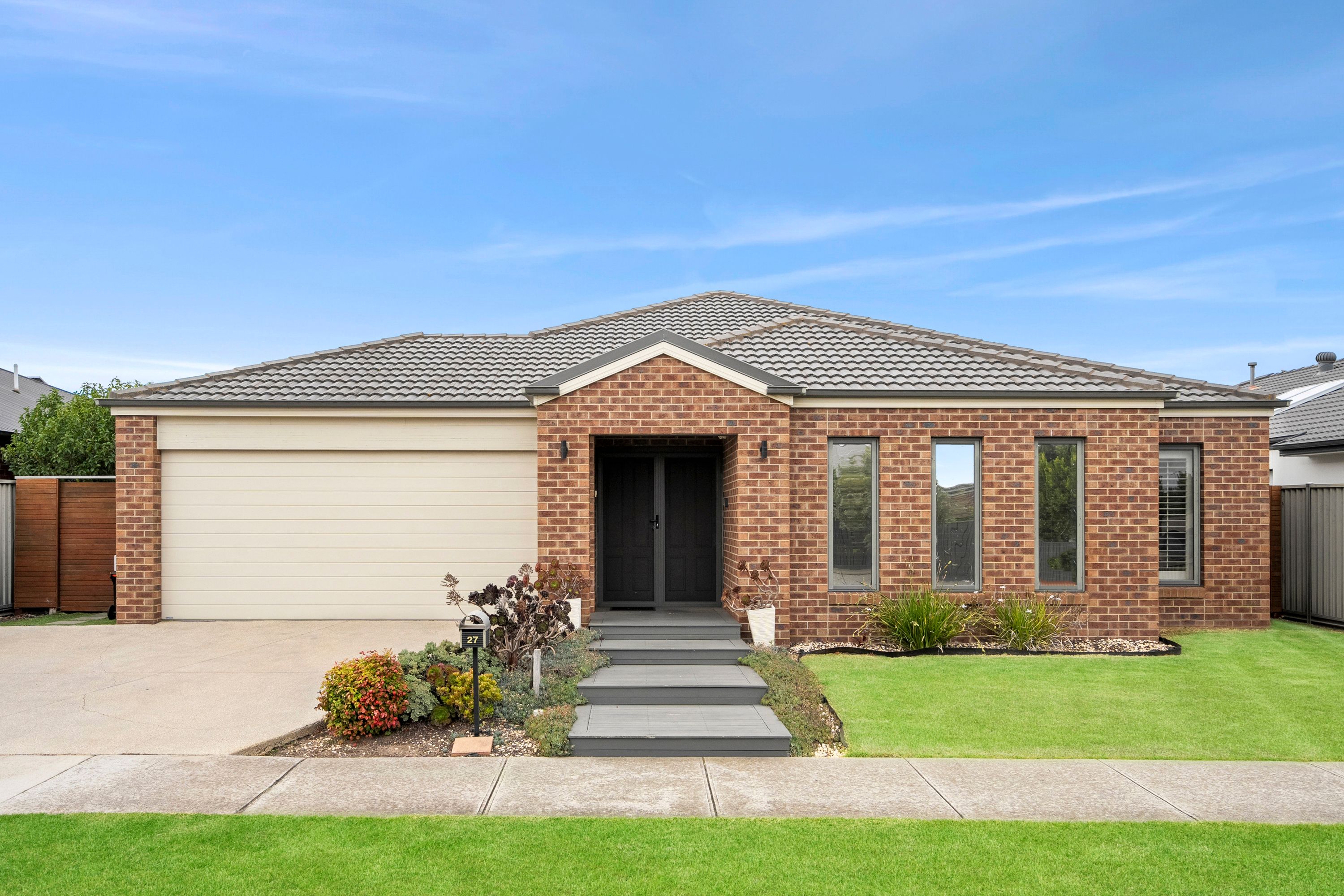 27 Weerana Way, Lara VIC 3212