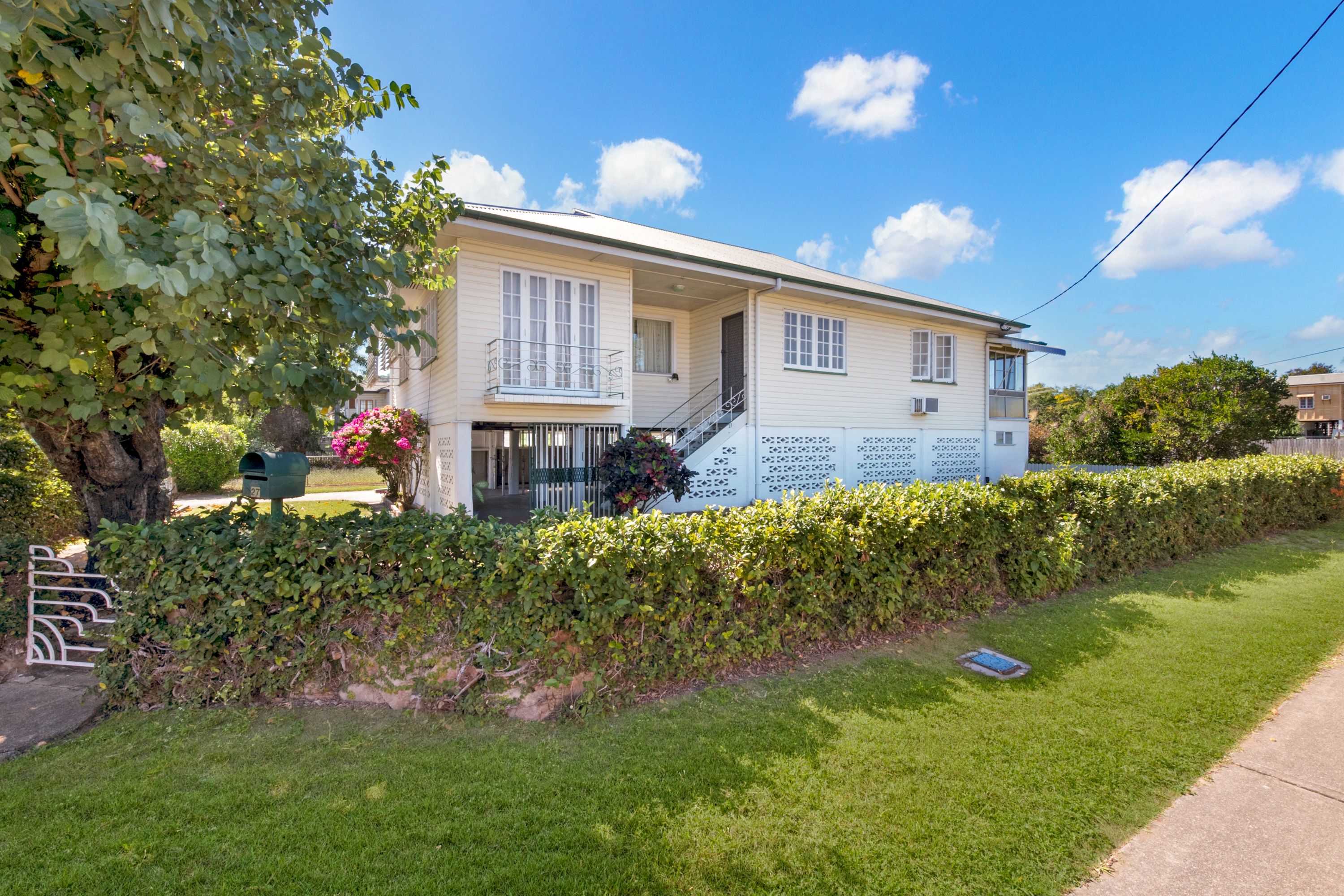27 Bayswater Road, Hyde Park QLD 4812