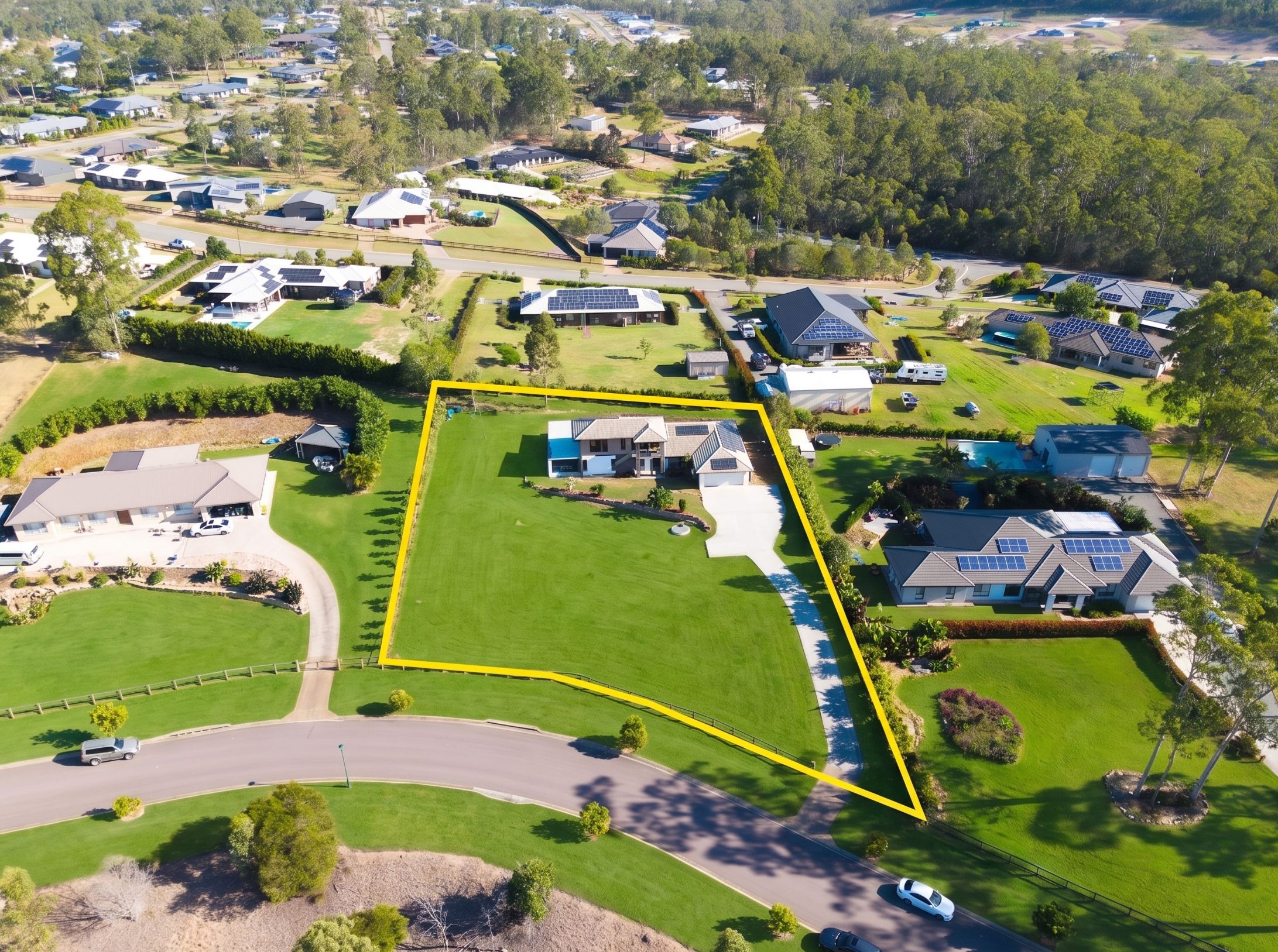 31-35 Barcoo Drive — photo 17 of 28
